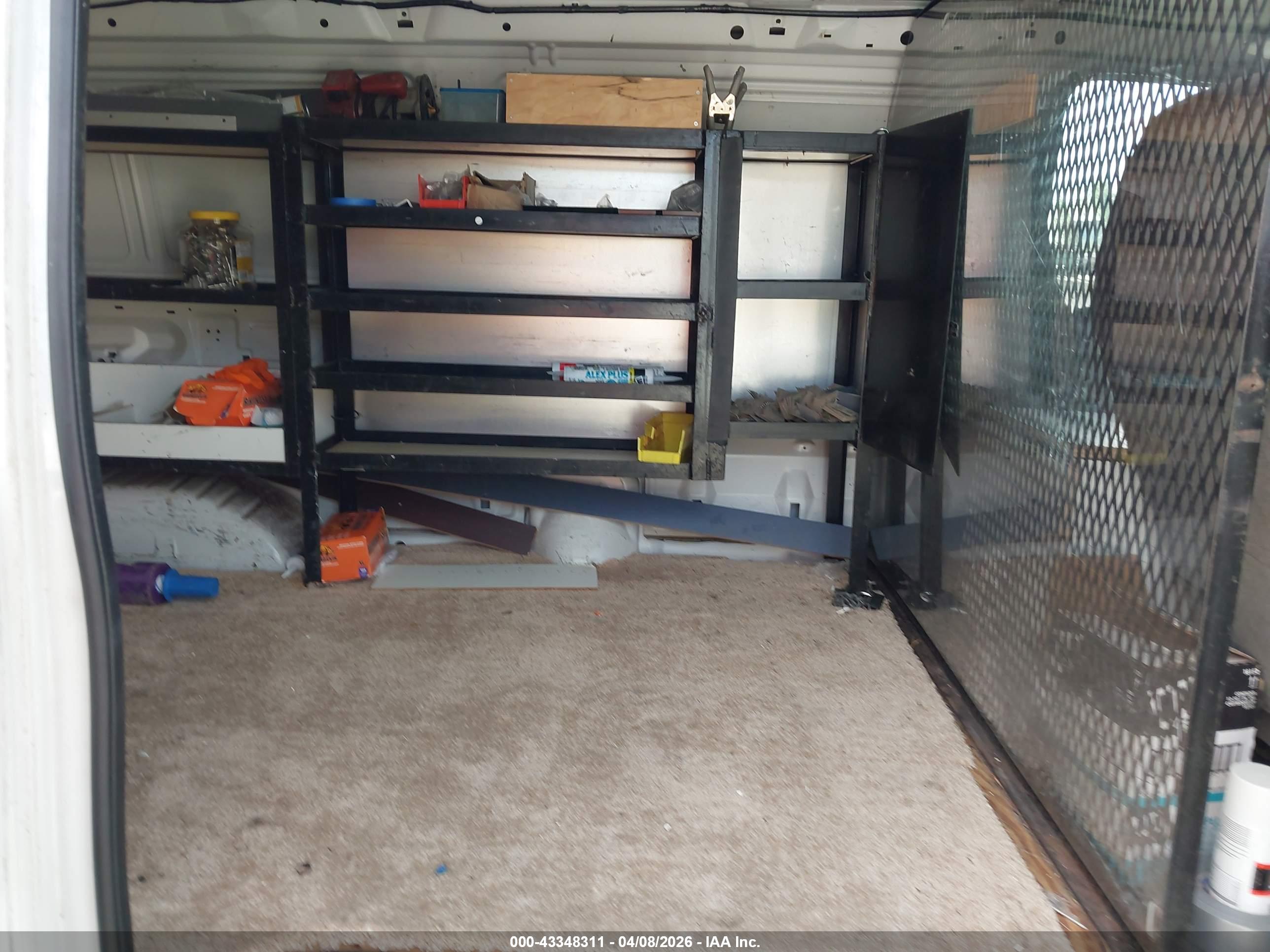 FORD E-250 image 8