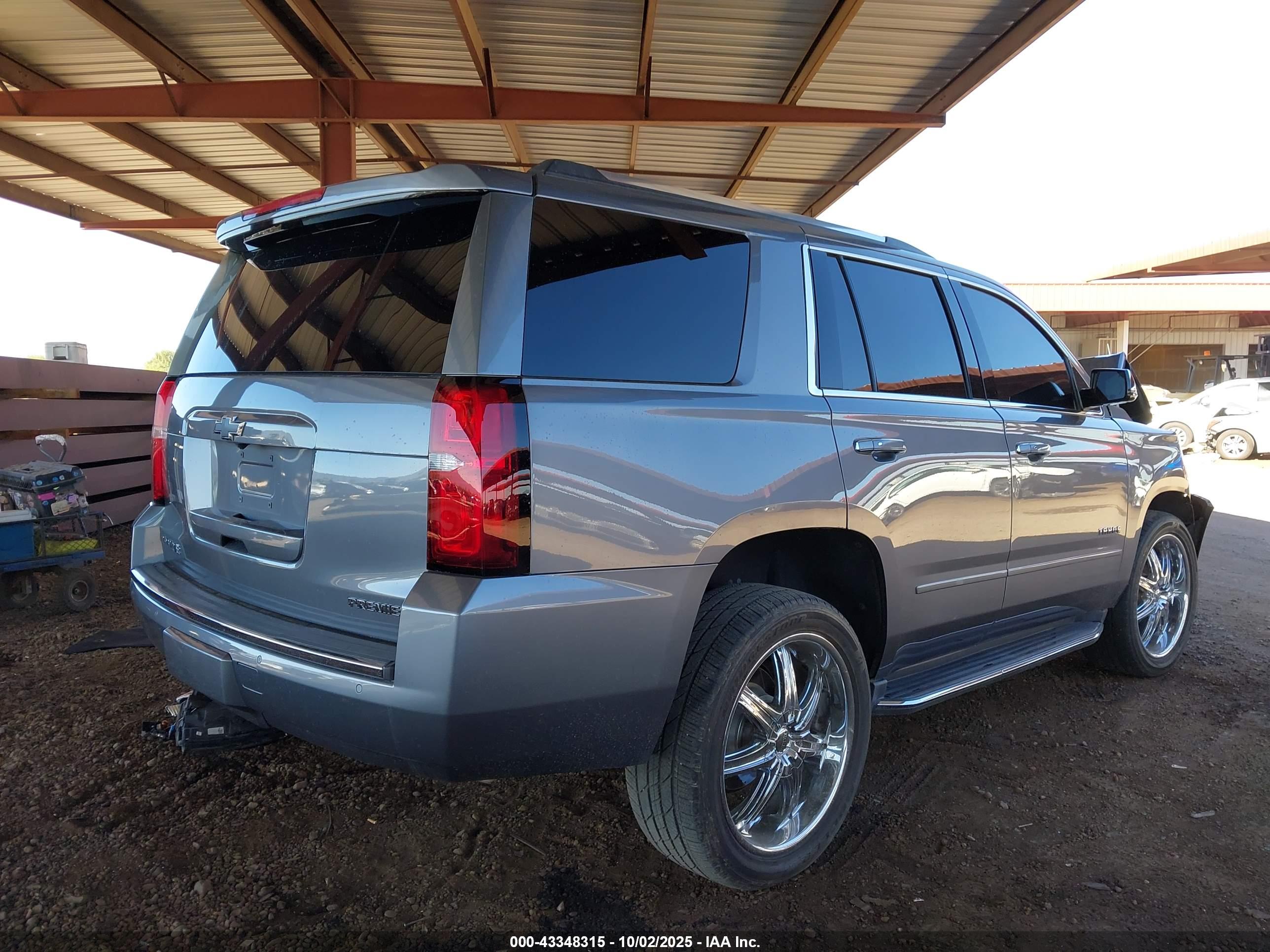 CHEVROLET TAHOE image 4