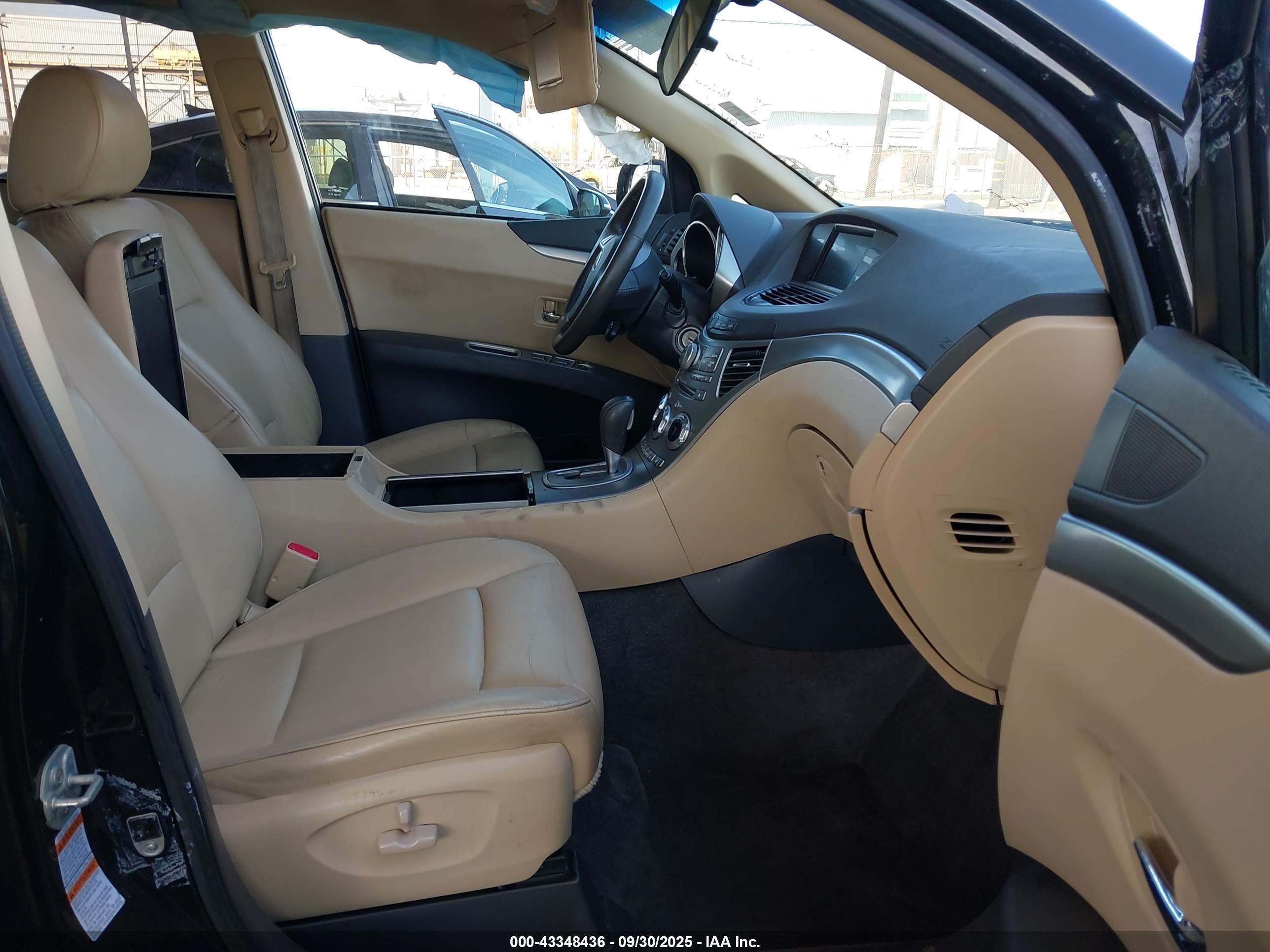 SUBARU B9 image 5