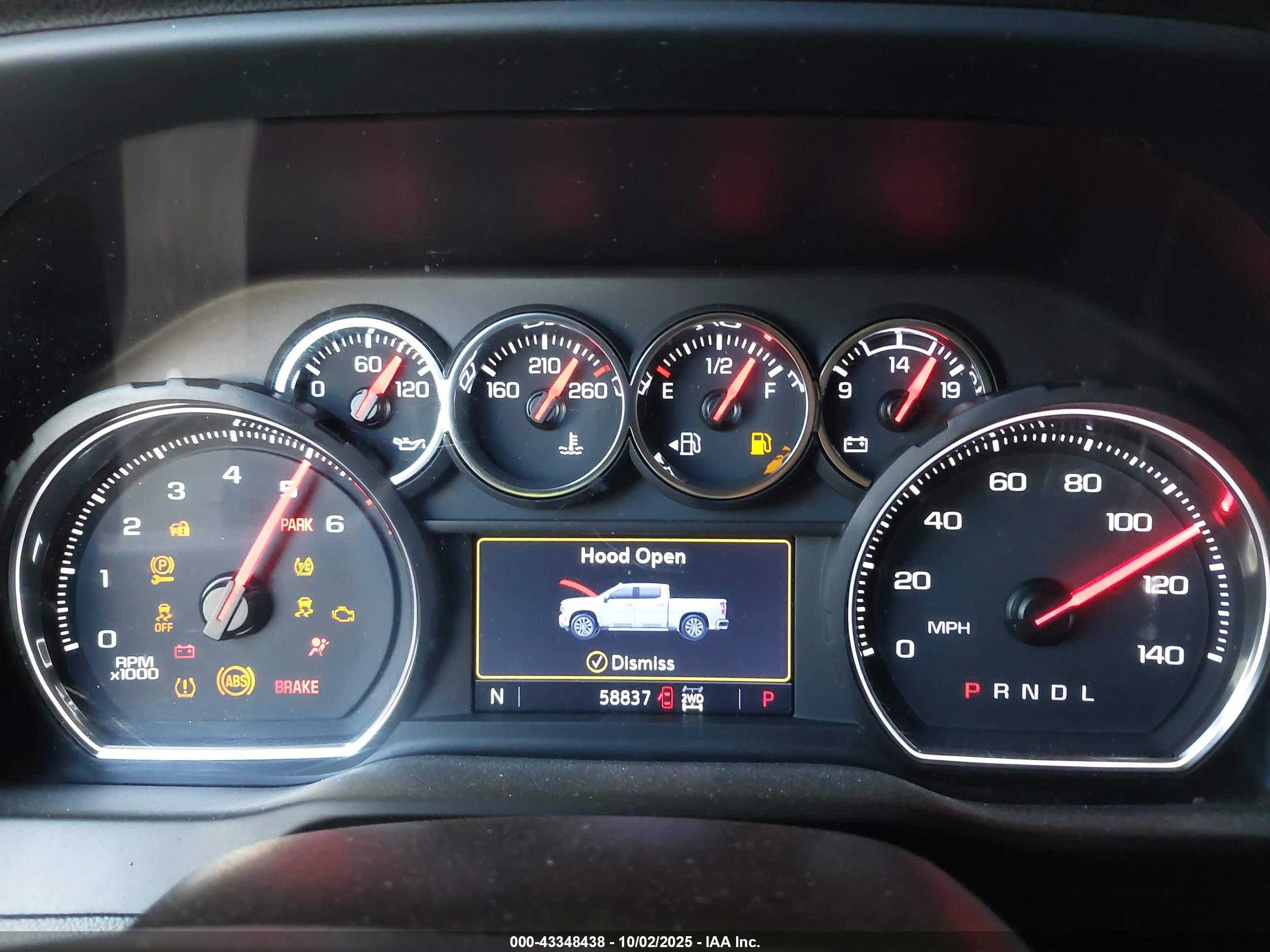 CHEVROLET SILVERADO image 7