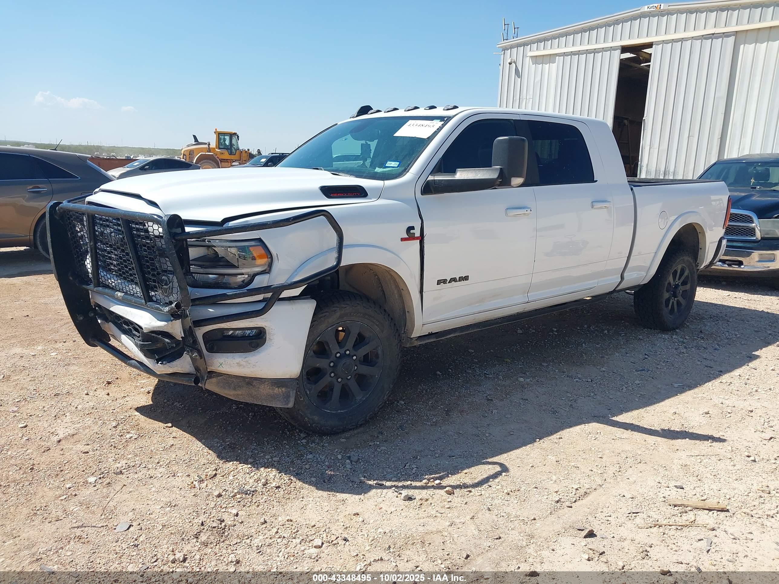 RAM 2500 image 2