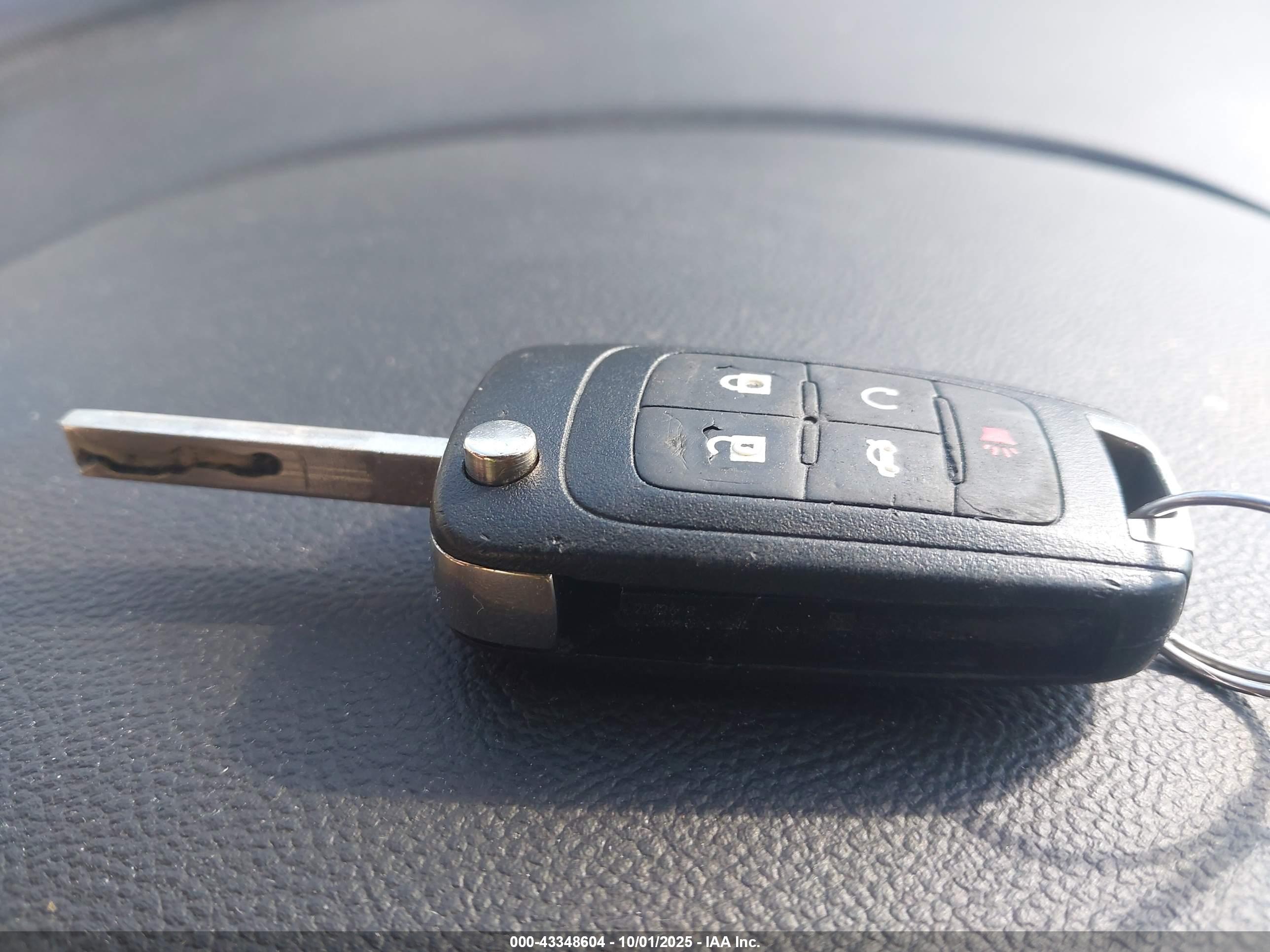 CHEVROLET EQUINOX image 11
