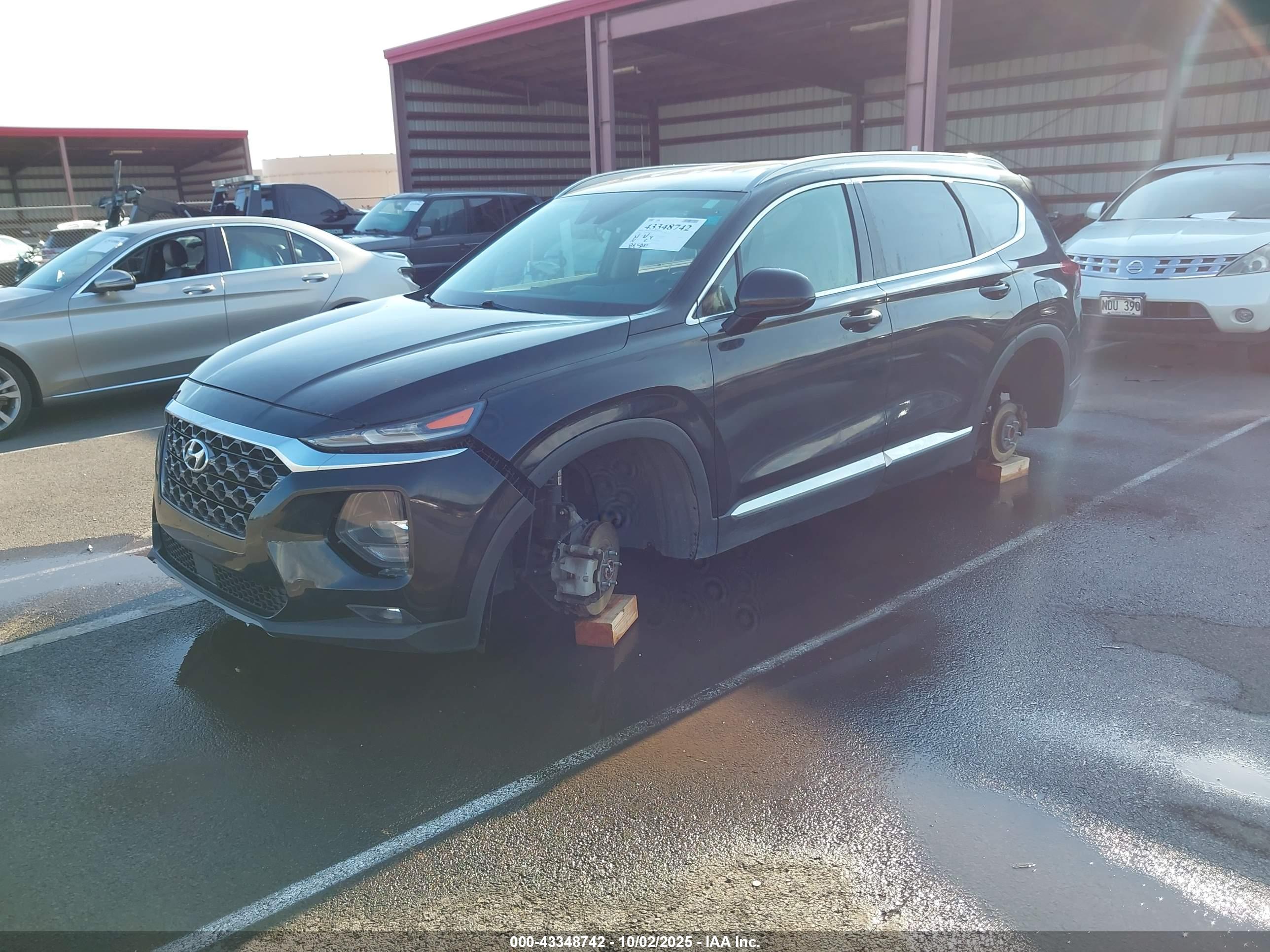 HYUNDAI SANTA image 2