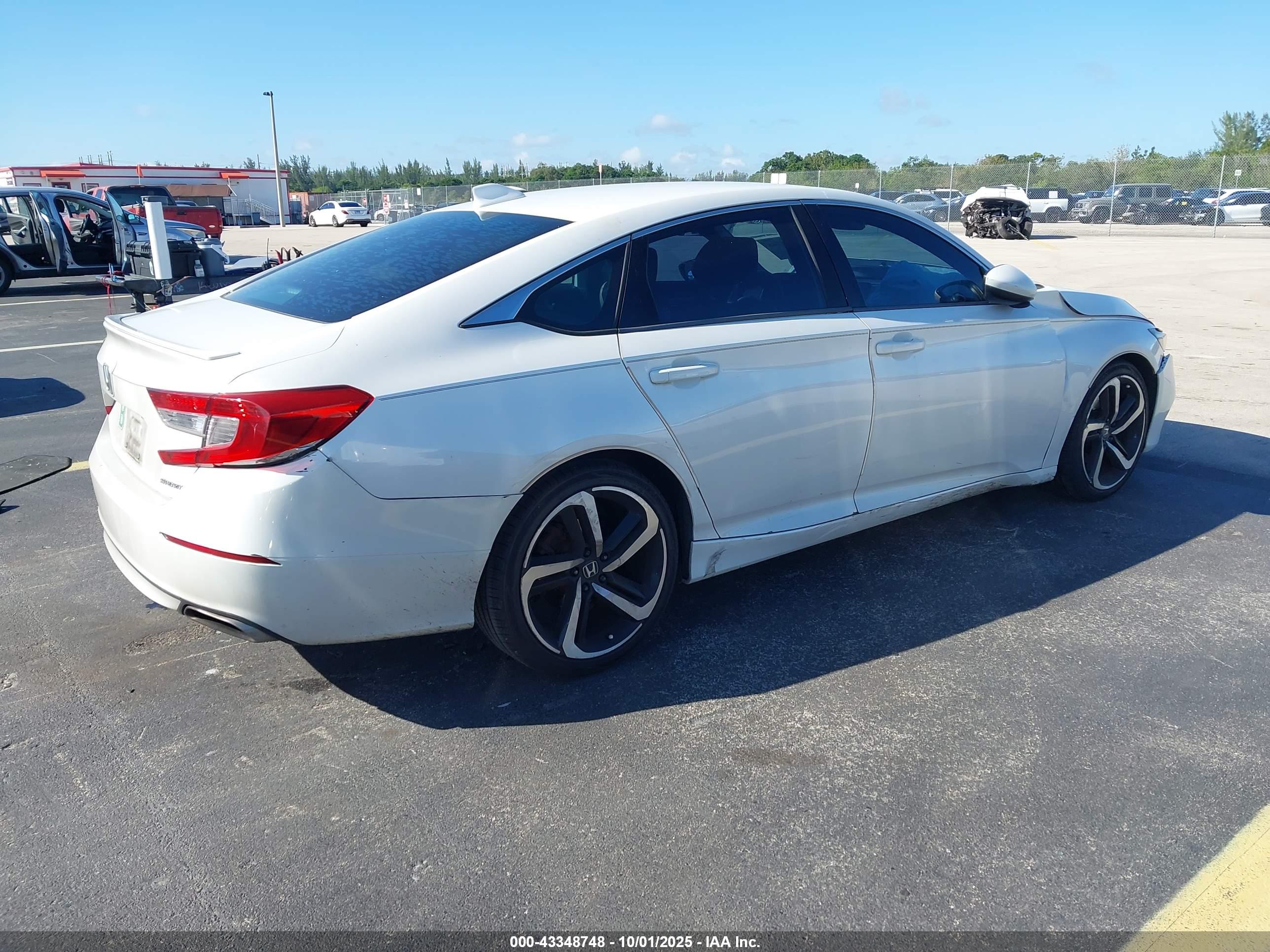 HONDA ACCORD image 4