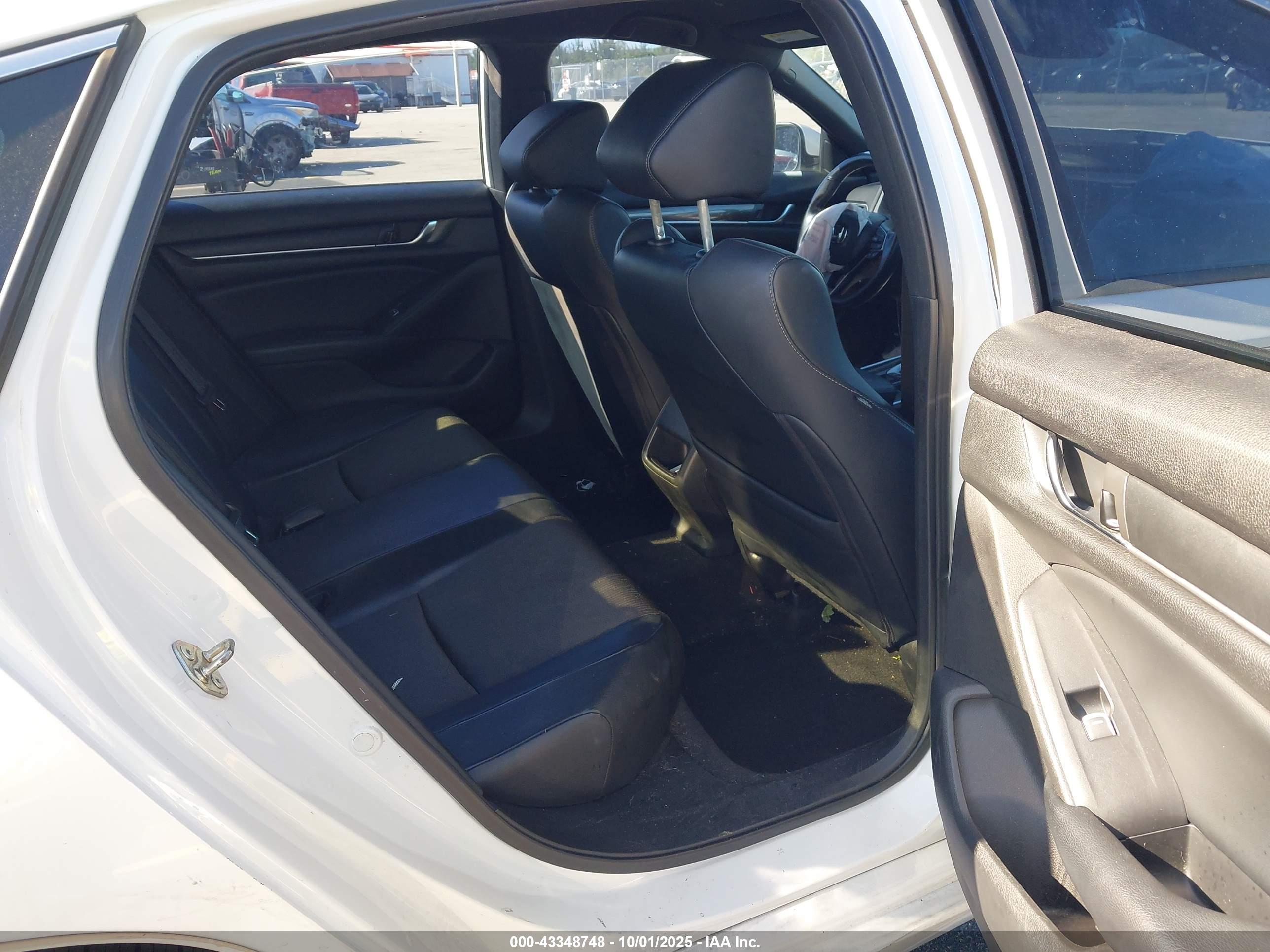 HONDA ACCORD image 8