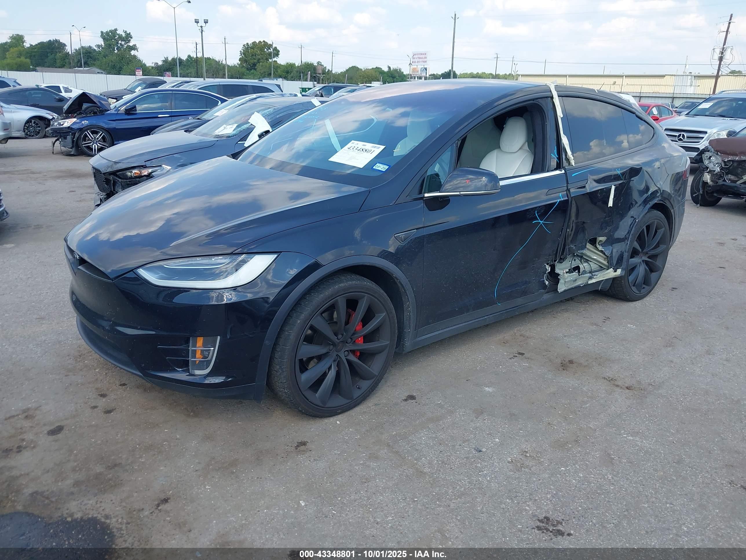 TESLA MODEL image 2