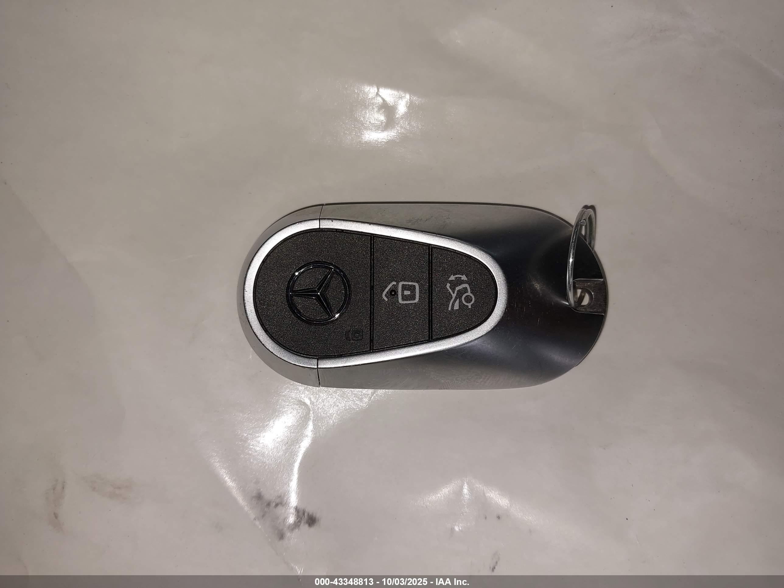 MERCEDES-BENZ C image 11