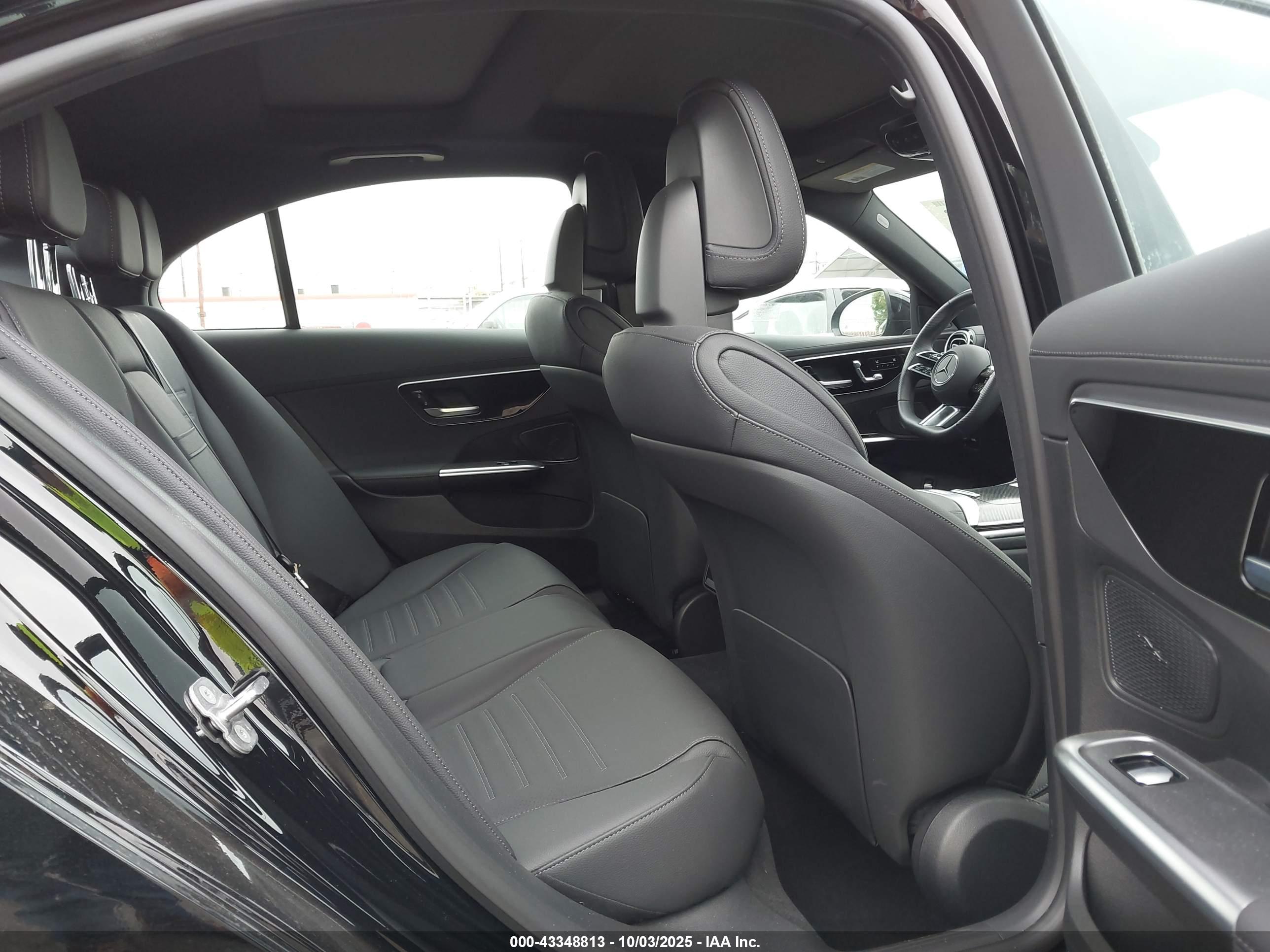 MERCEDES-BENZ C image 8