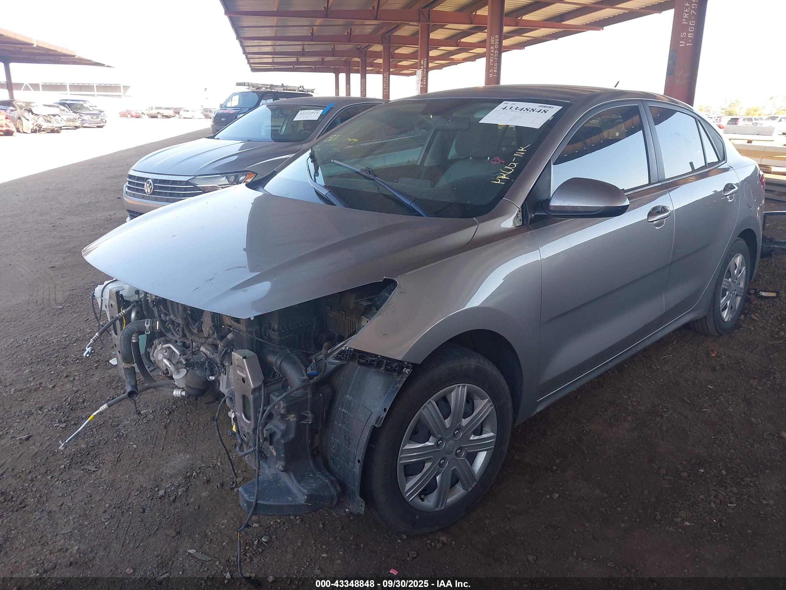 KIA RIO image 2
