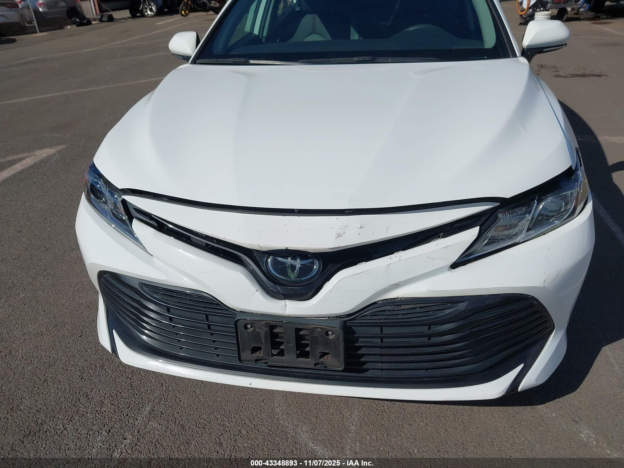 TOYOTA CAMRY image 6