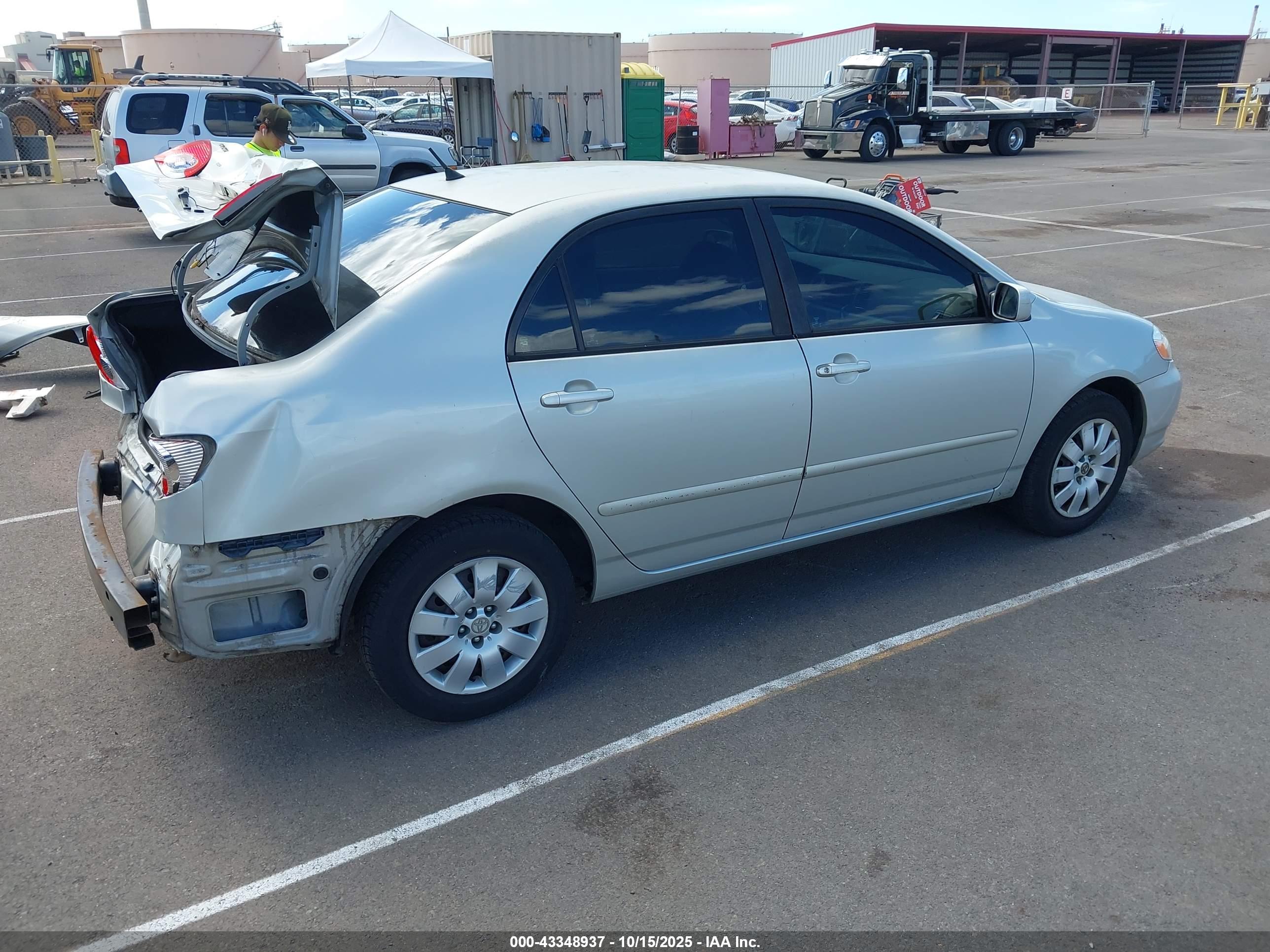 TOYOTA COROLLA image 4