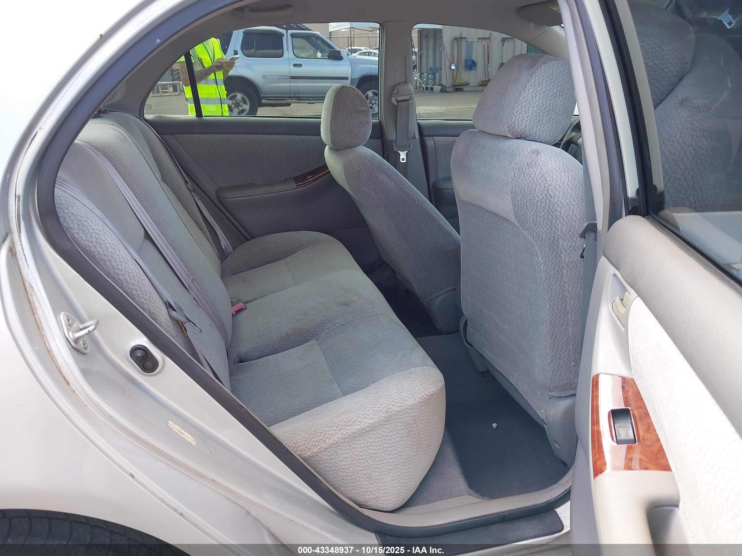 TOYOTA COROLLA image 8