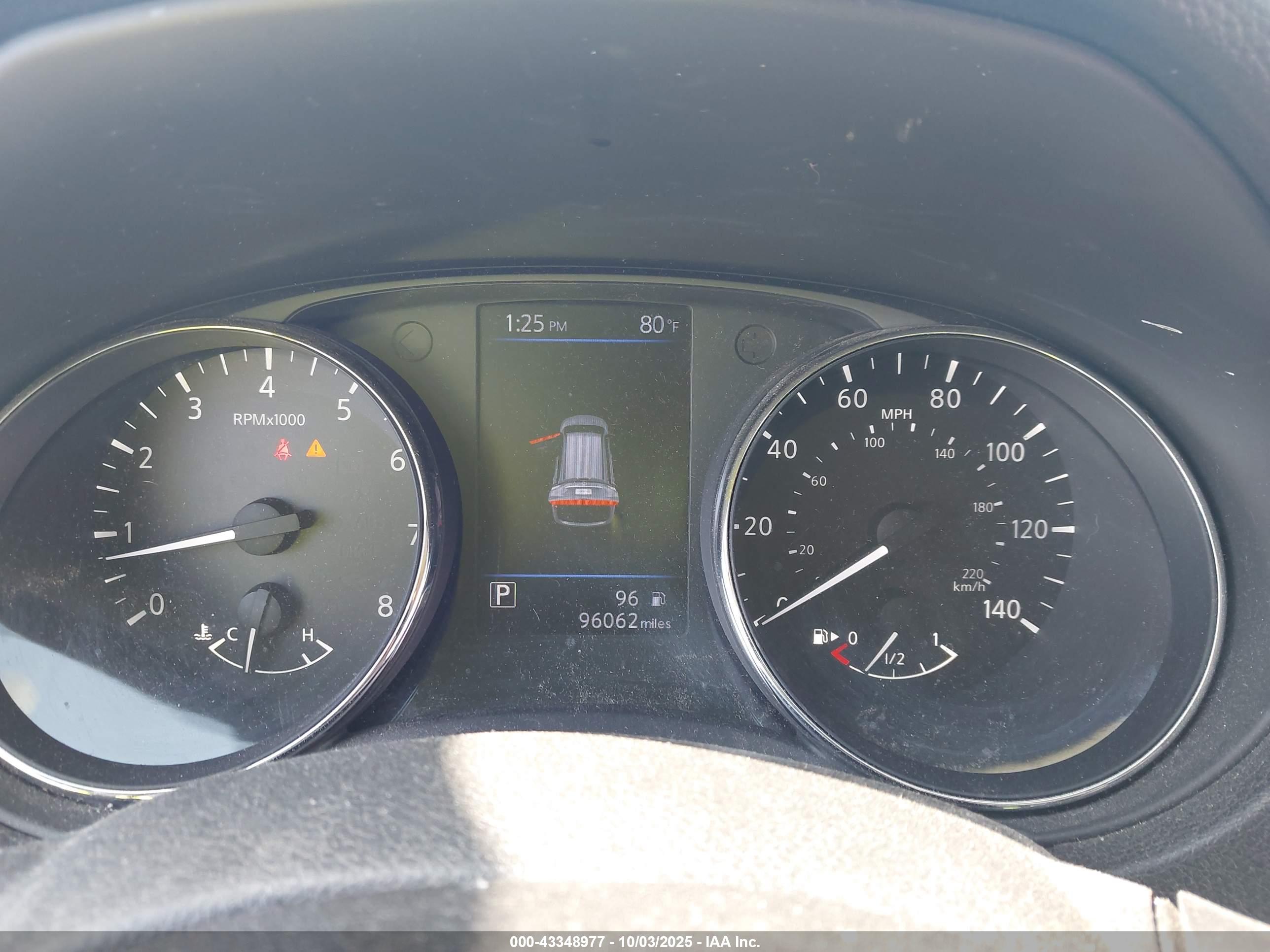 NISSAN ROGUE image 7