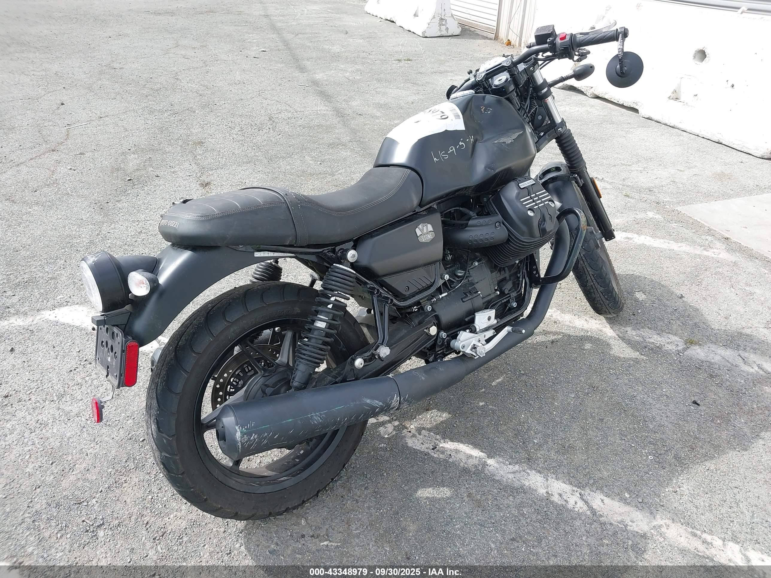 MOTO GUZZI image 4