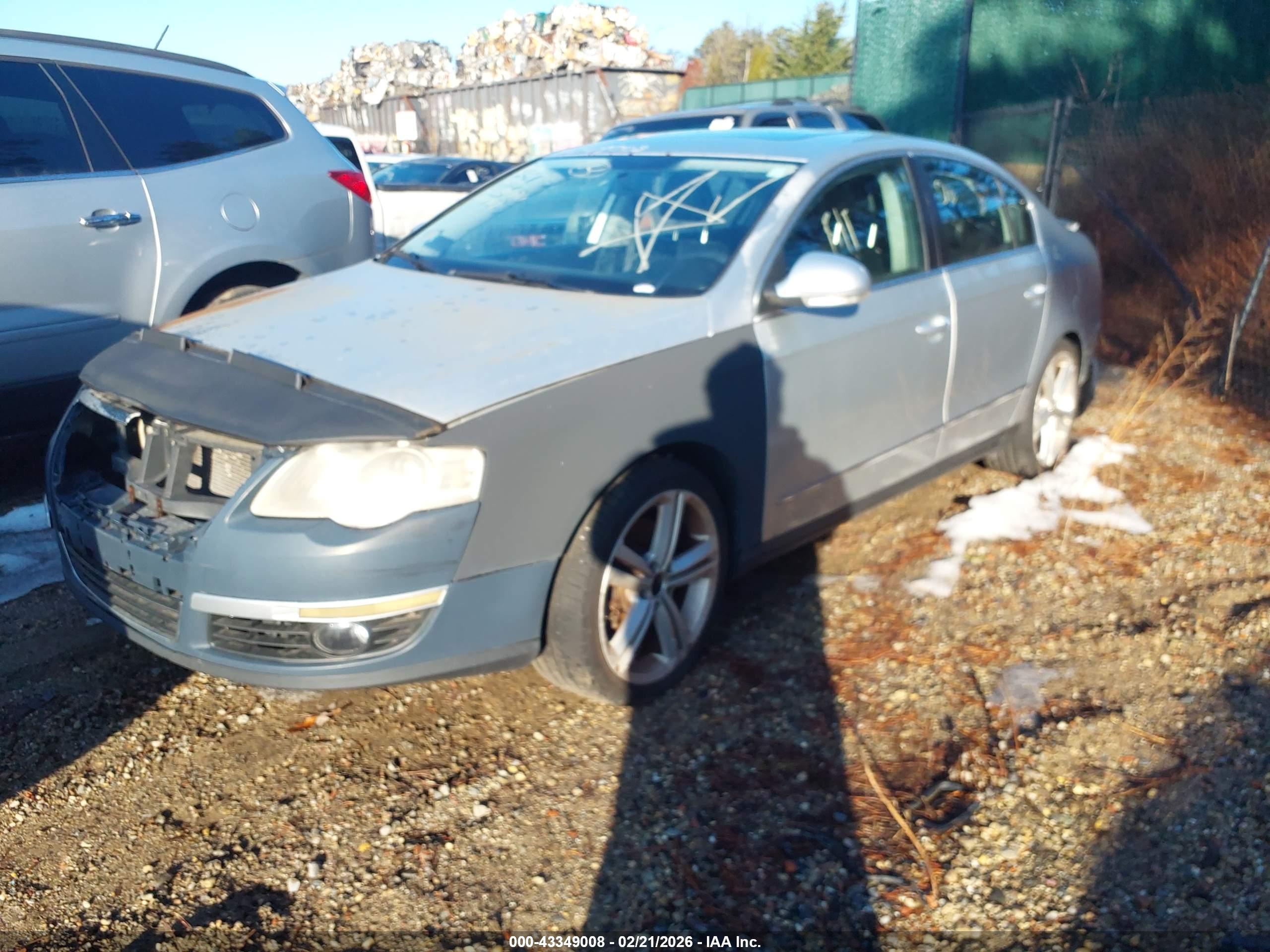 VOLKSWAGEN PASSAT image 2