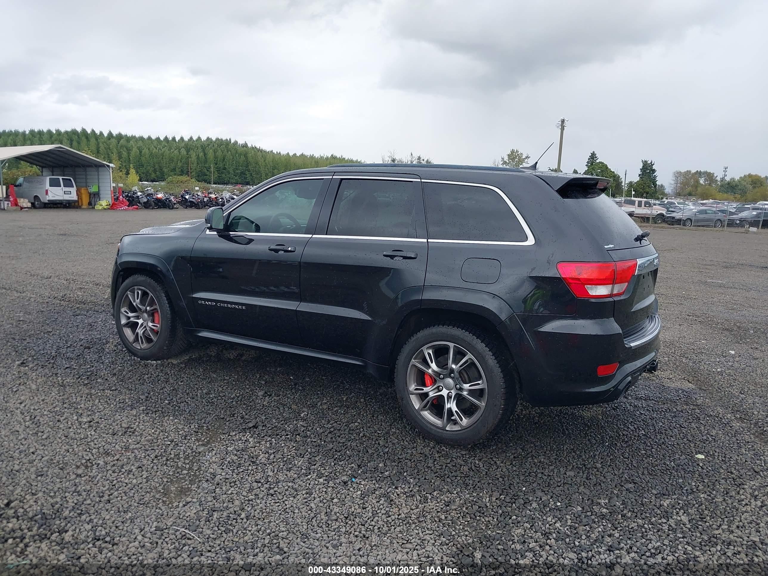 JEEP GRAND image 3