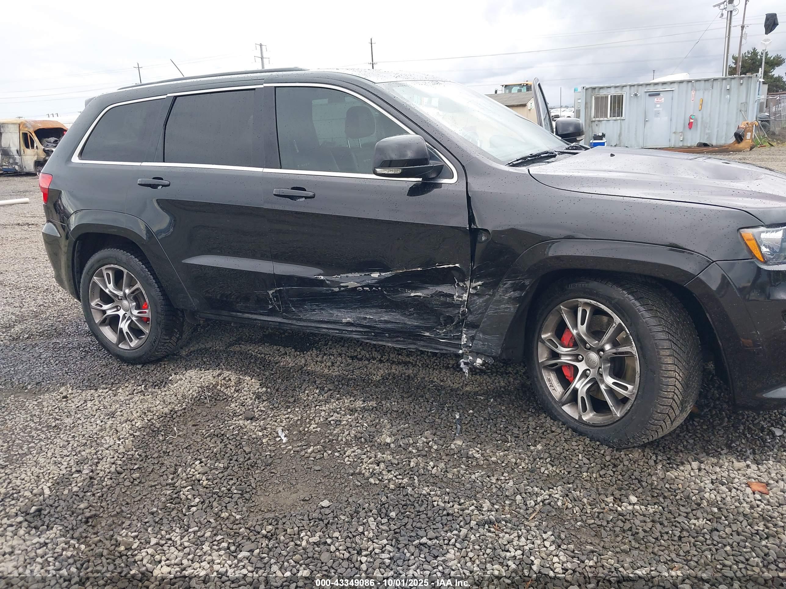 JEEP GRAND image 6