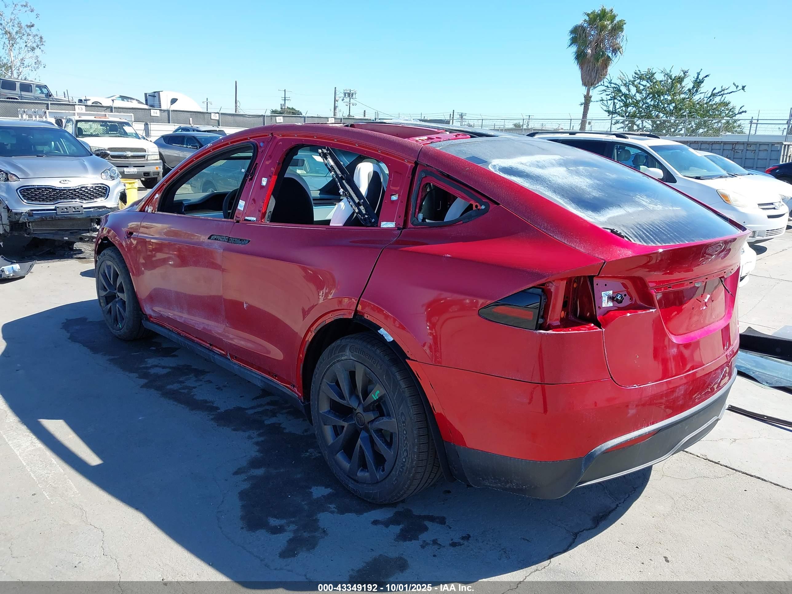 TESLA MODEL image 3