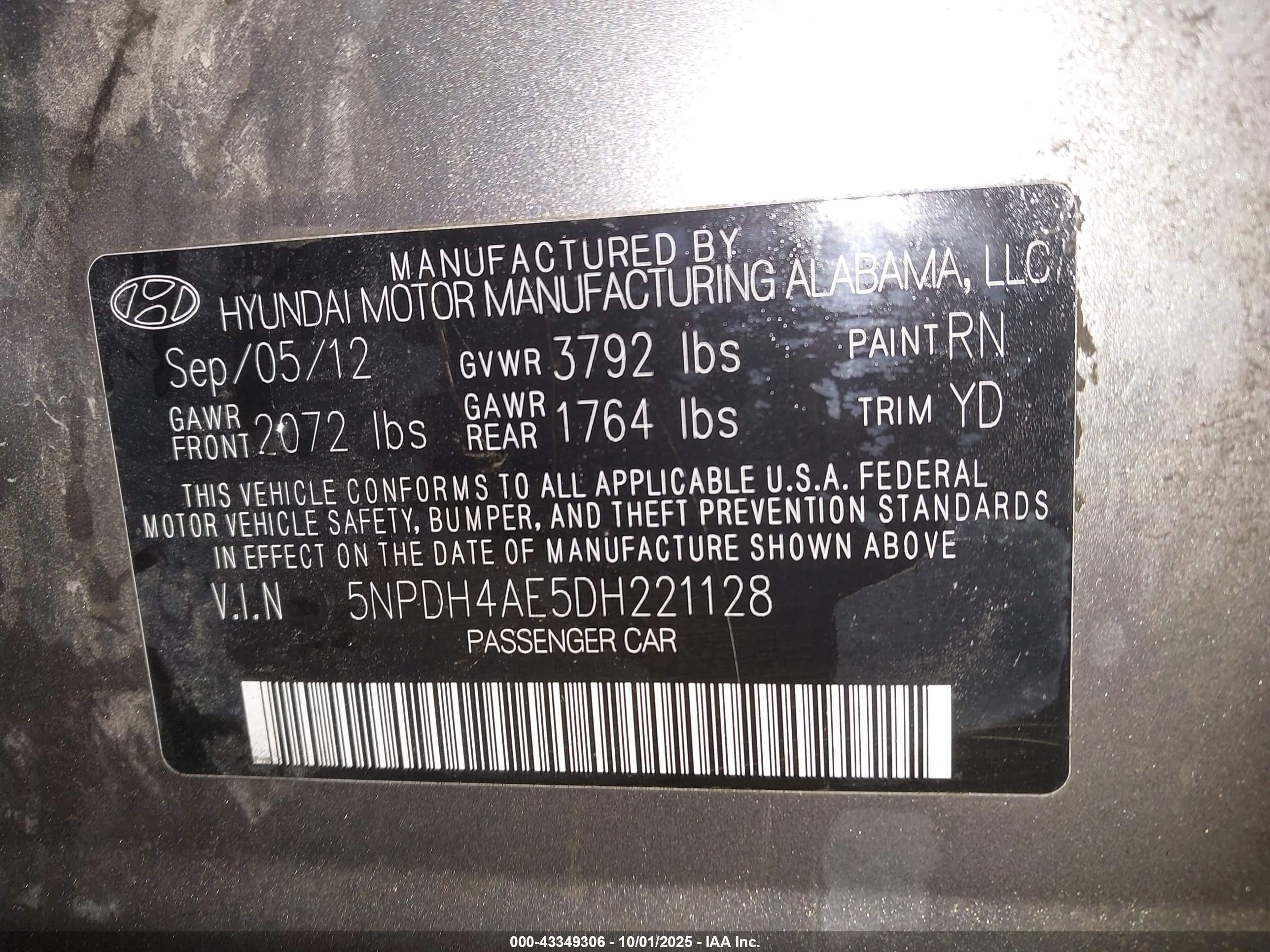HYUNDAI ELANTRA image 9