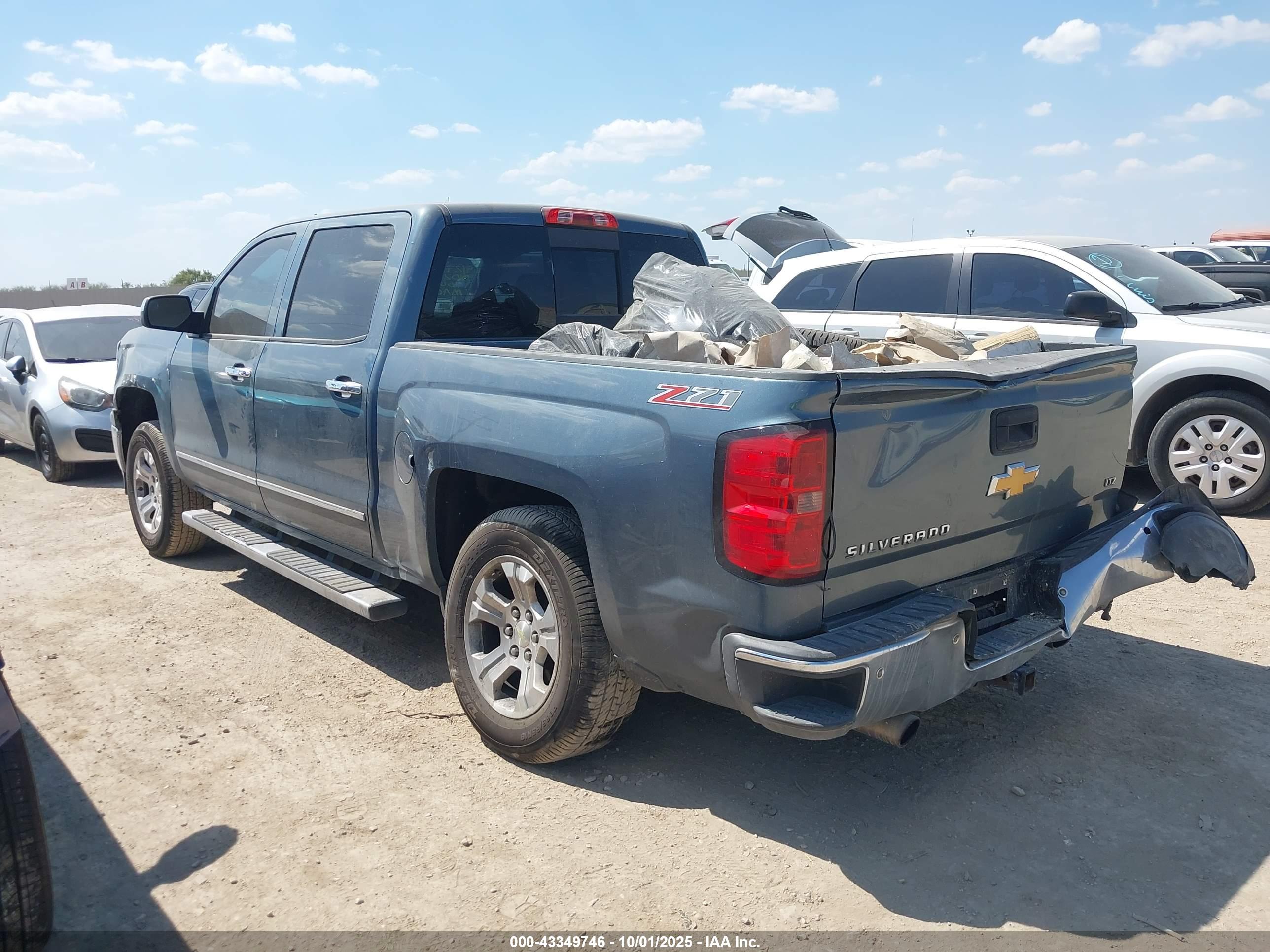 CHEVROLET SILVERADO image 3