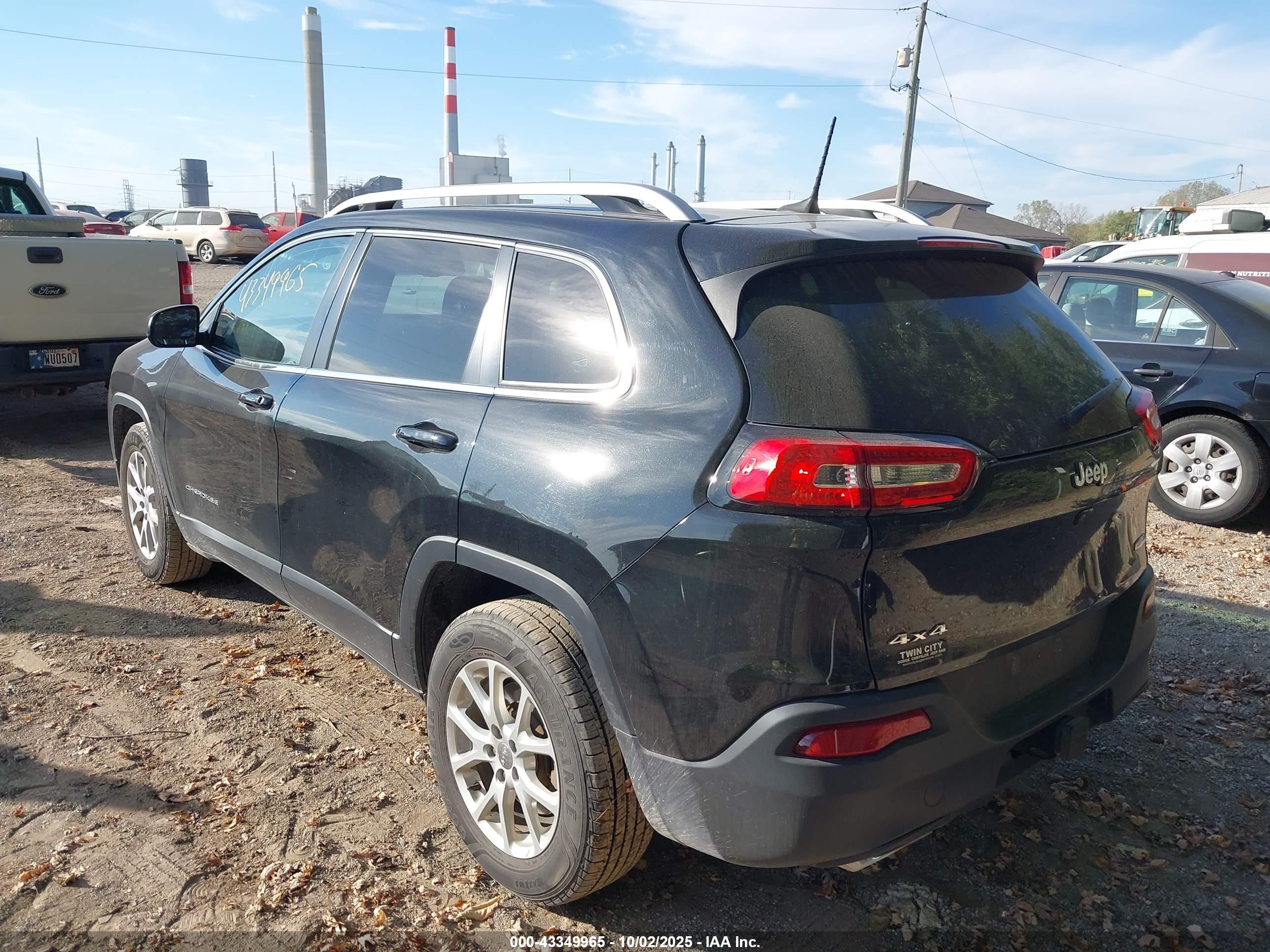 JEEP CHEROKEE image 3