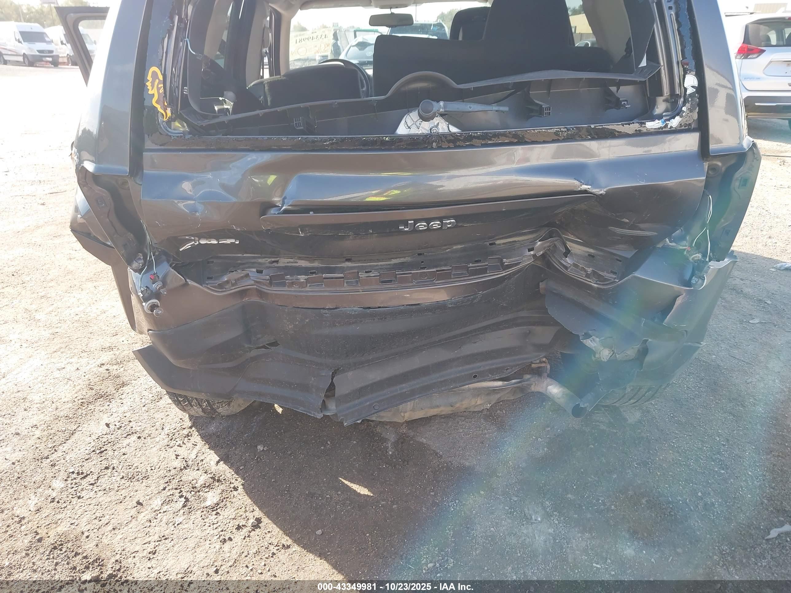 JEEP PATRIOT image 6
