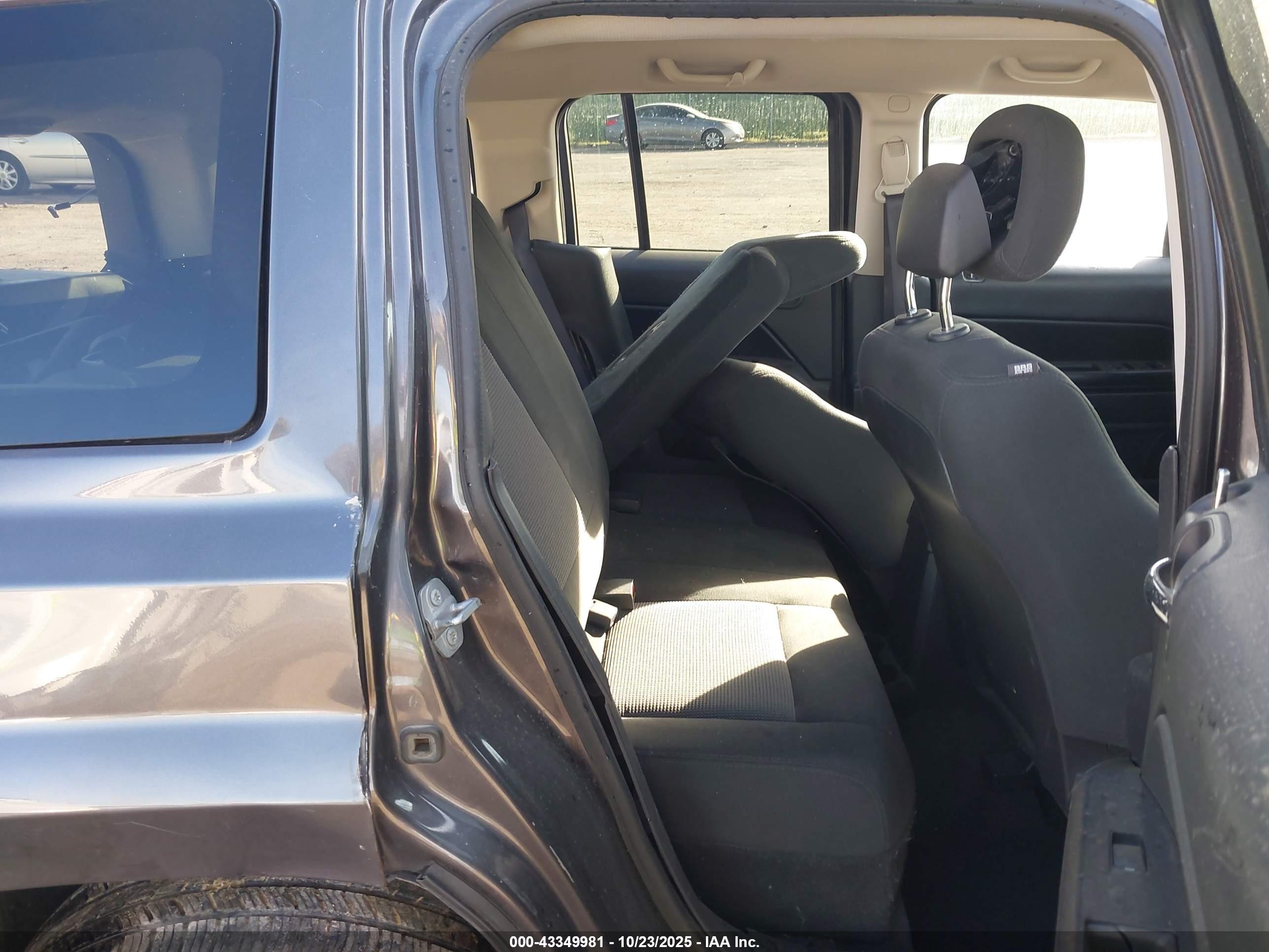 JEEP PATRIOT image 8