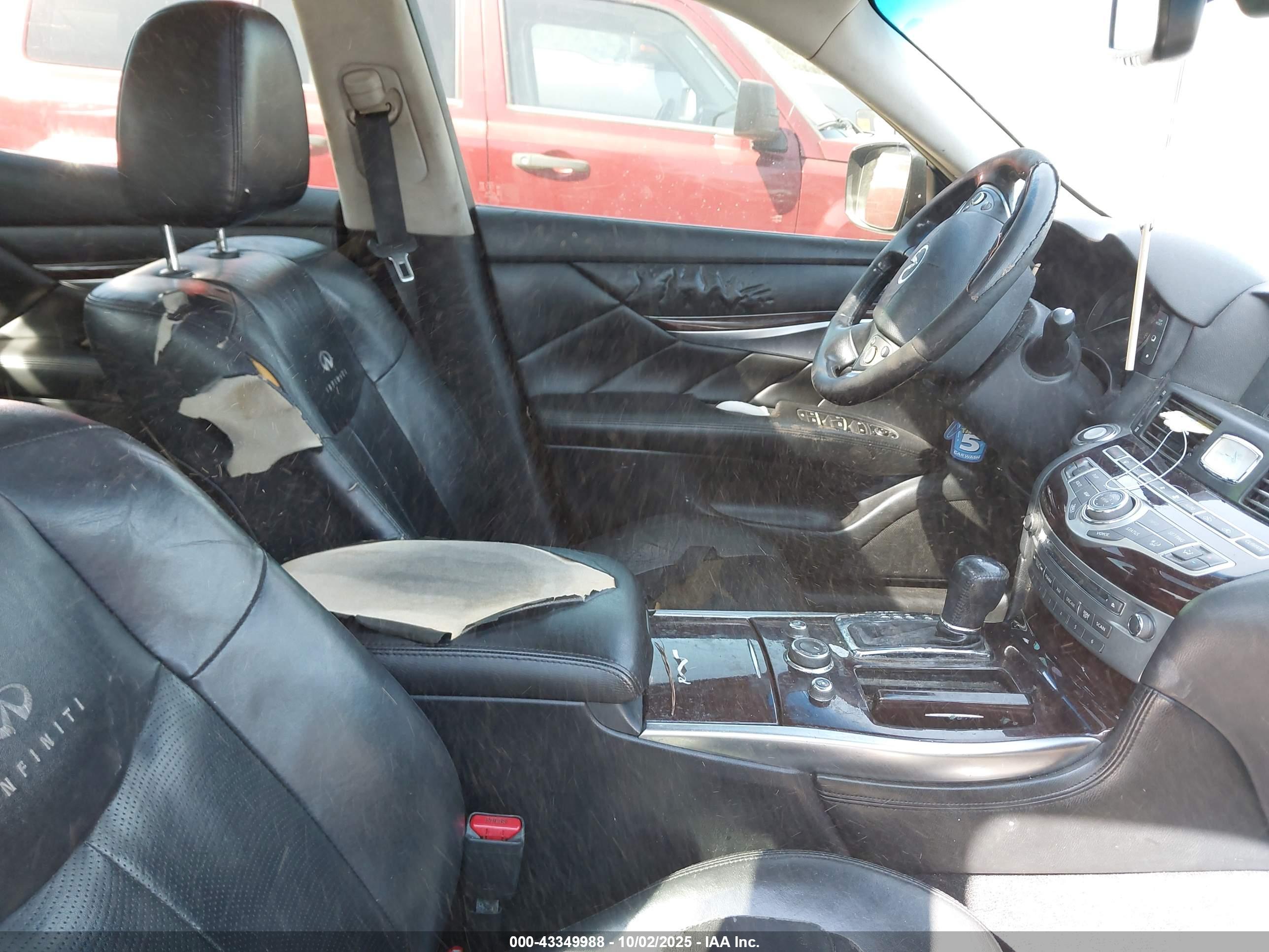 INFINITI M37 image 5