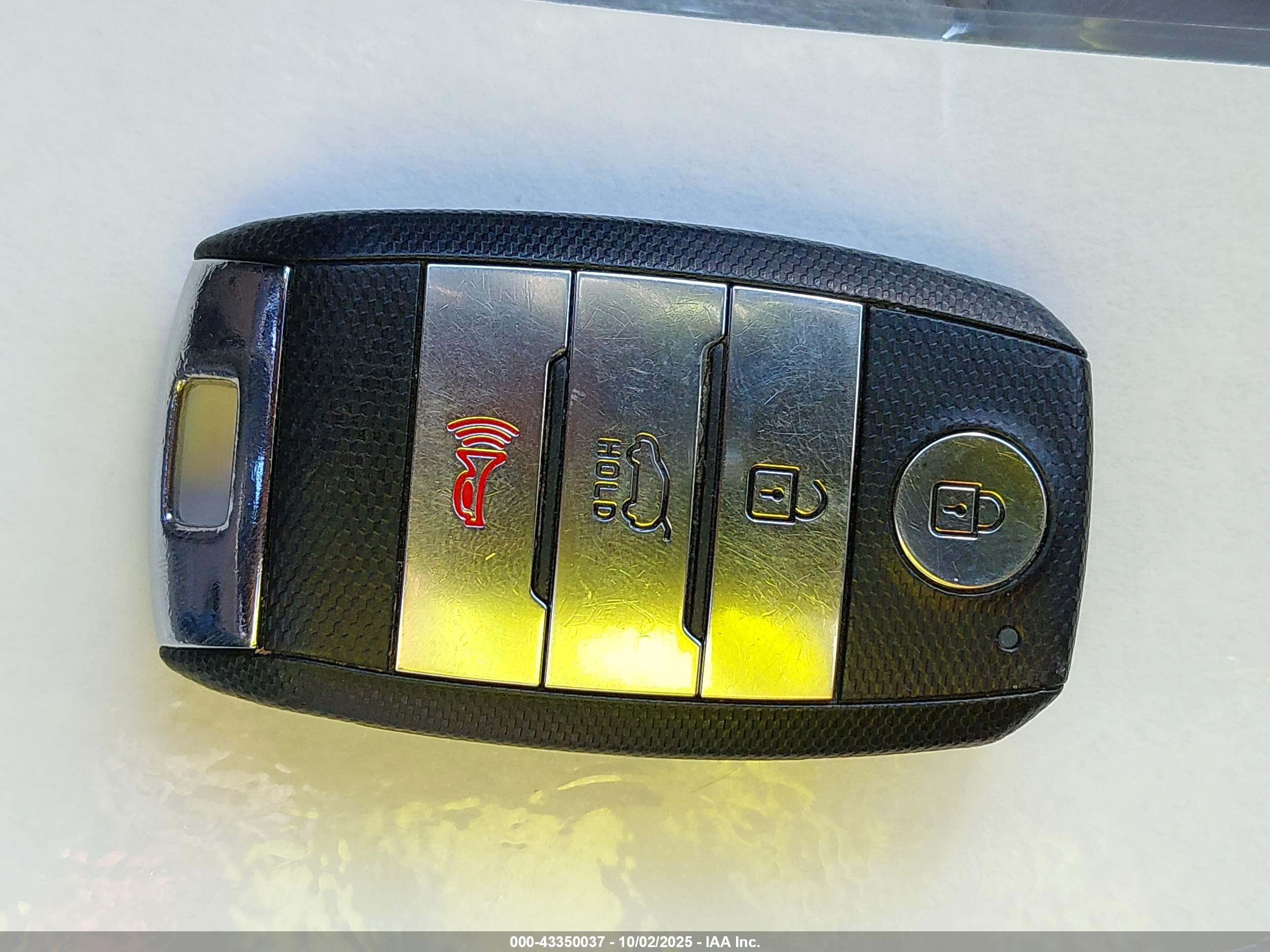 KIA SPORTAGE image 11