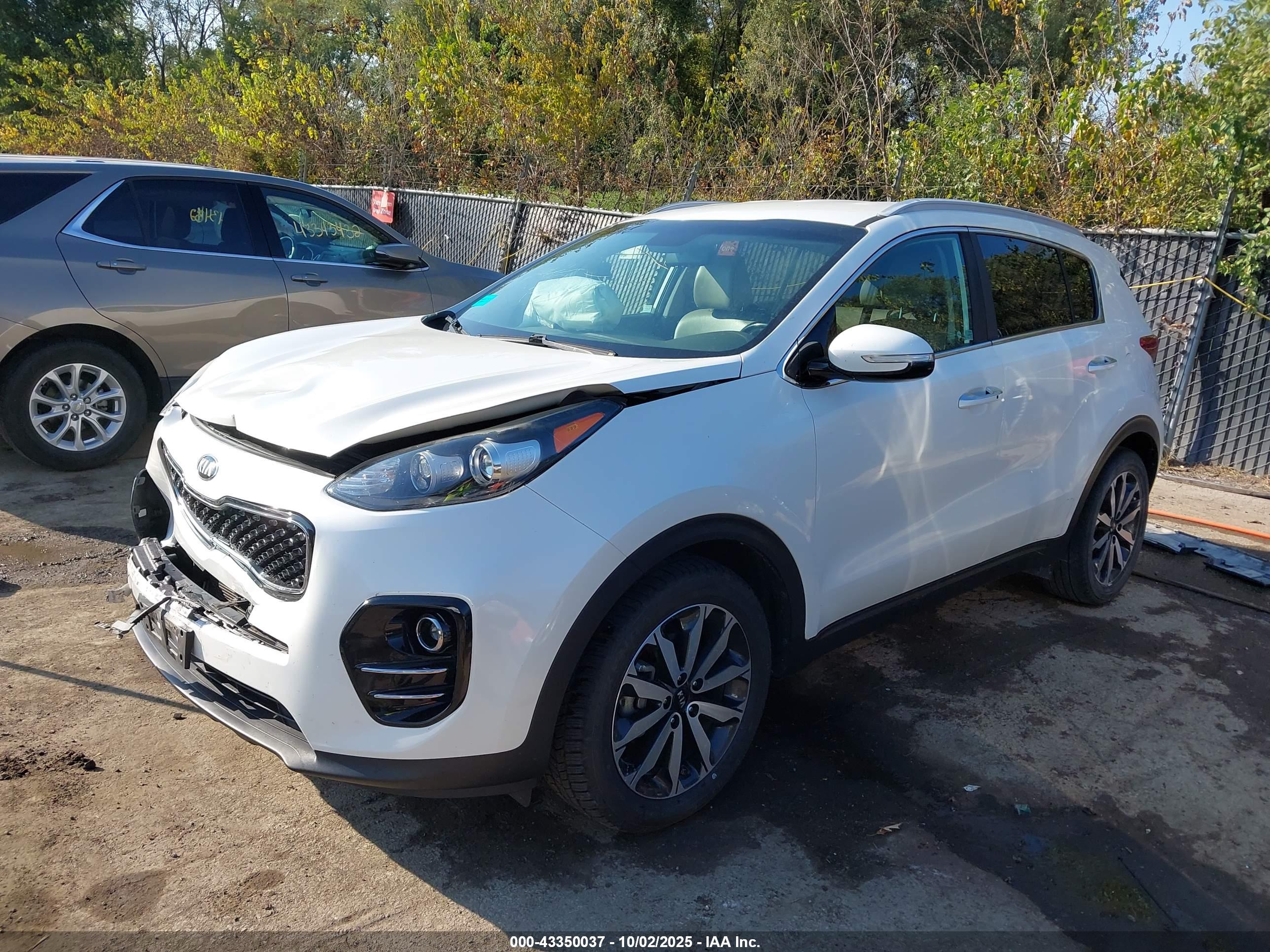 KIA SPORTAGE image 2