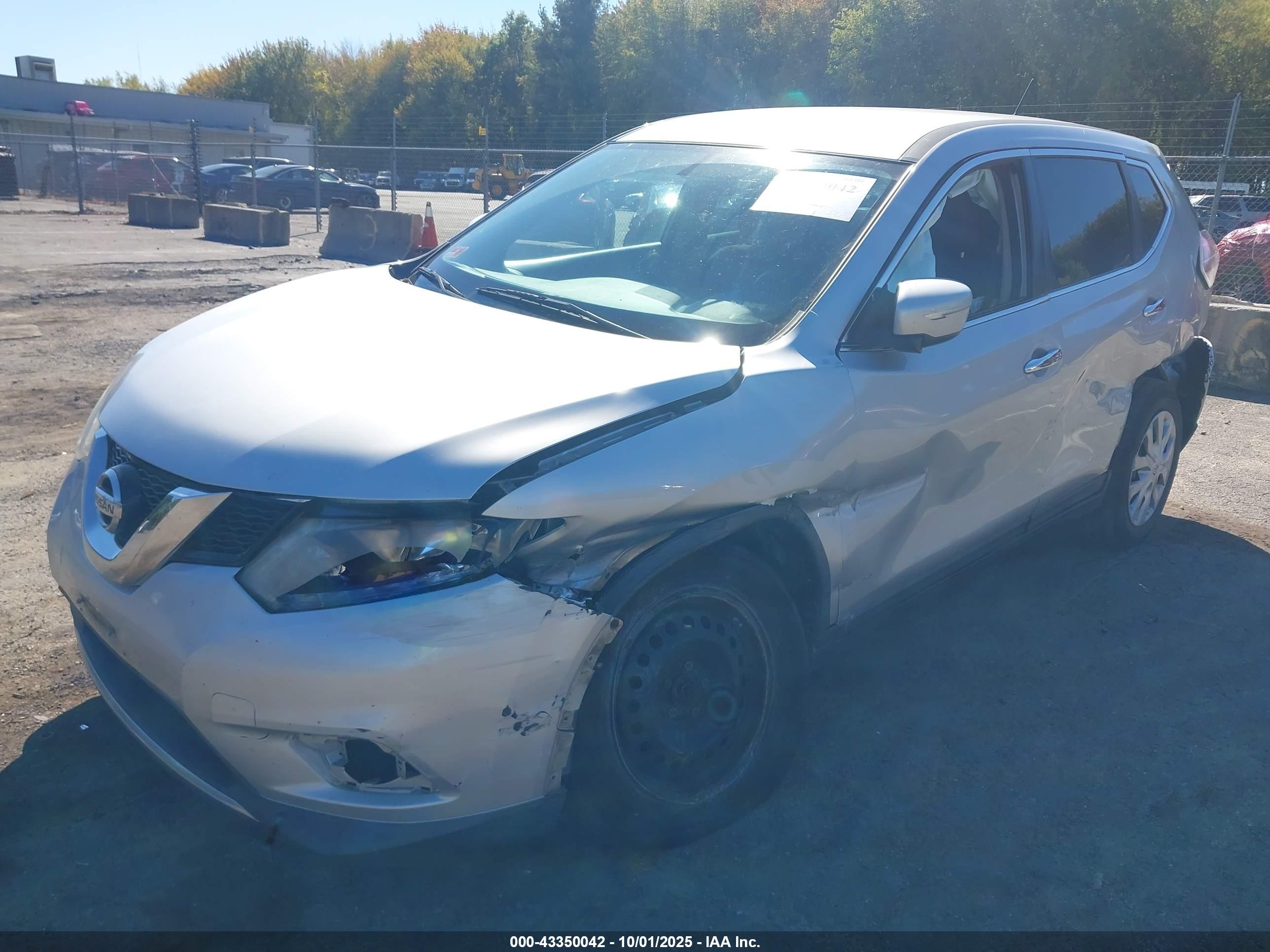 NISSAN ROGUE image 2