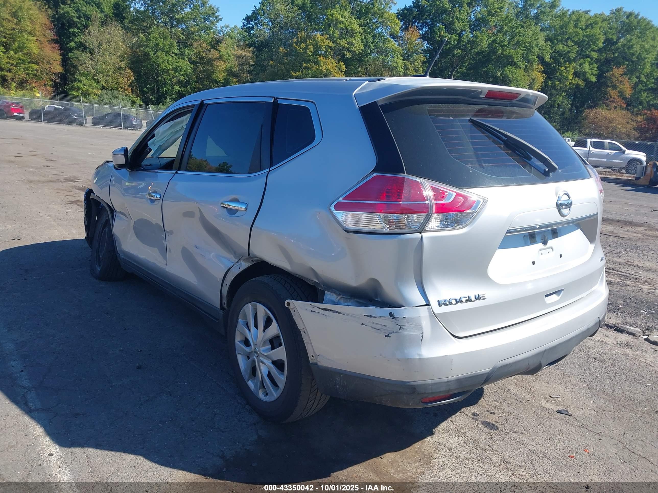 NISSAN ROGUE image 3
