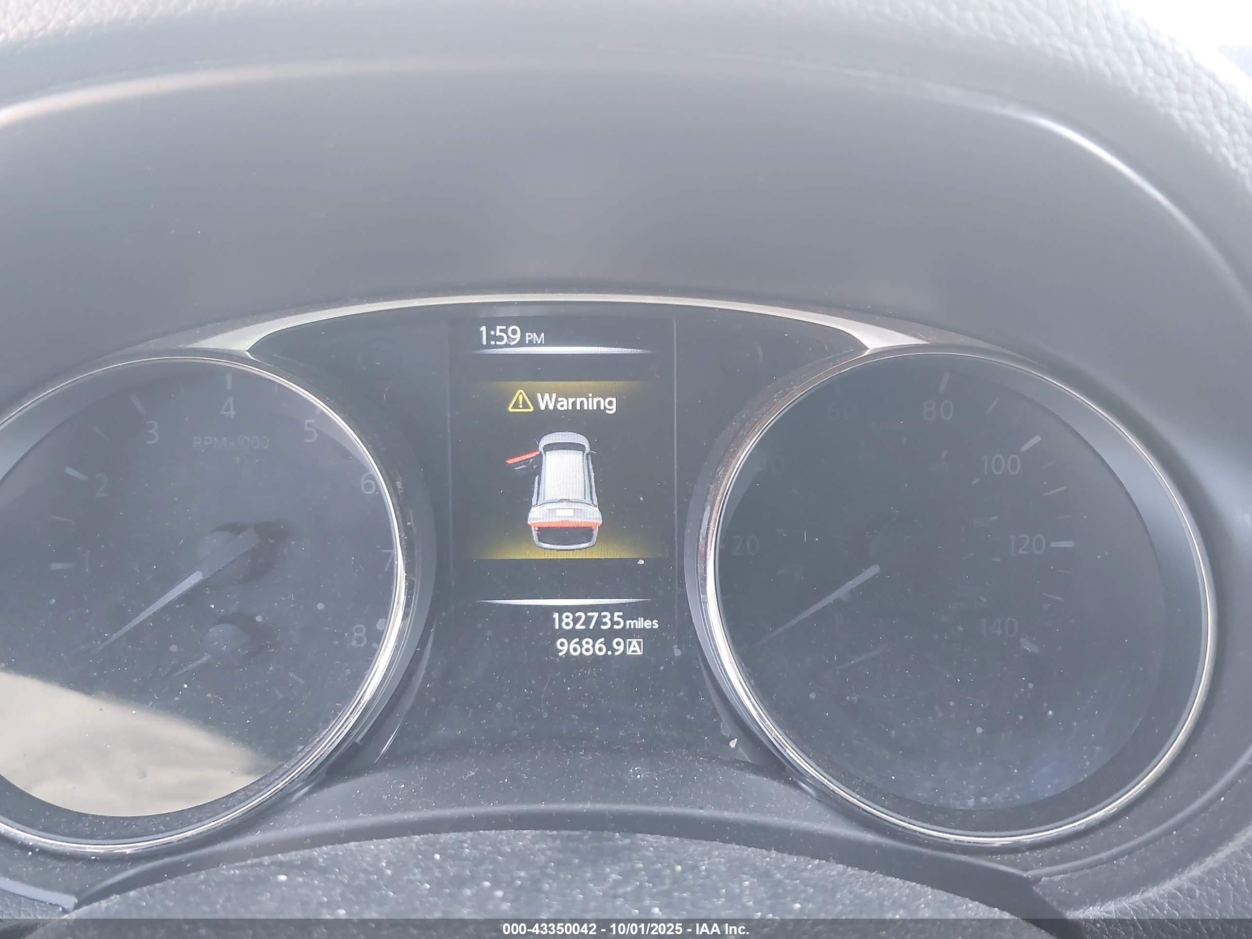 NISSAN ROGUE image 7