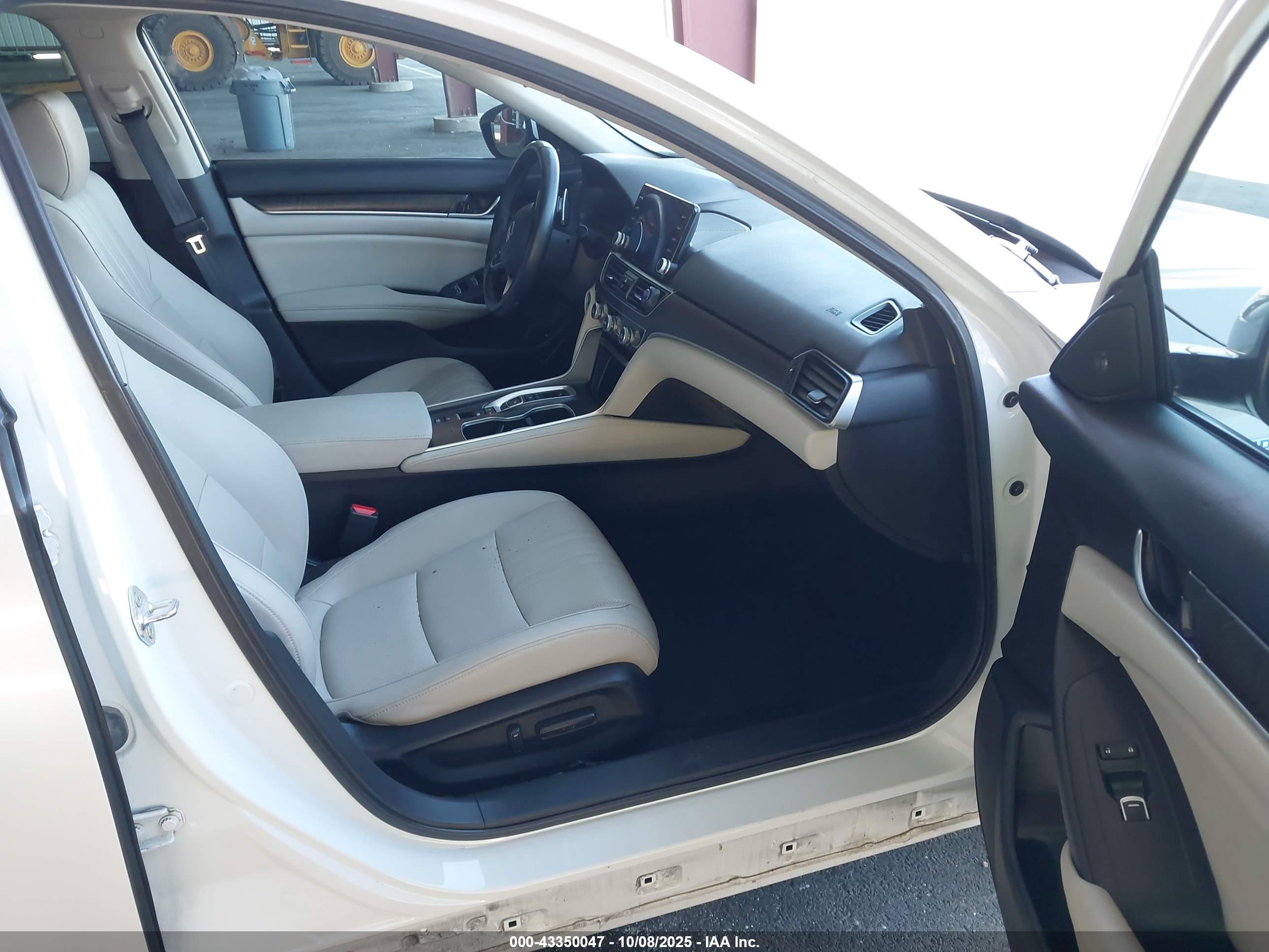 HONDA ACCORD image 5