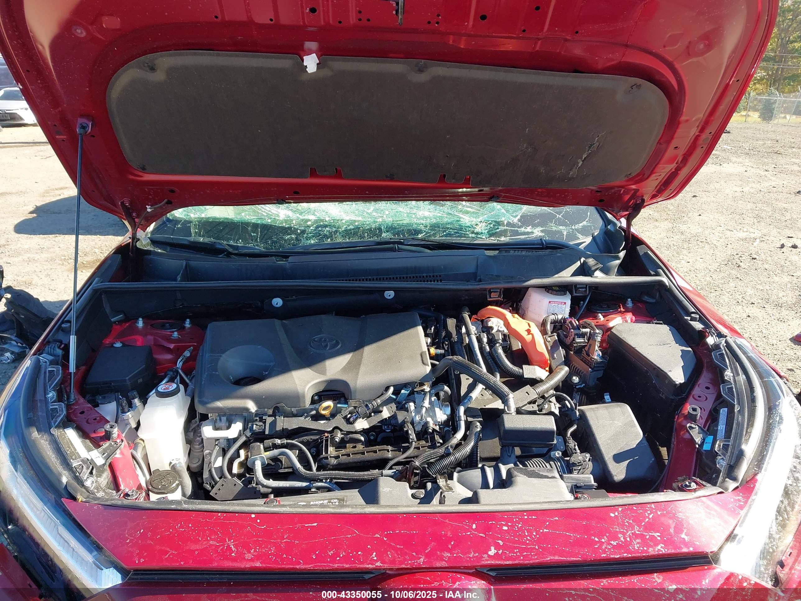 TOYOTA RAV4 image 10