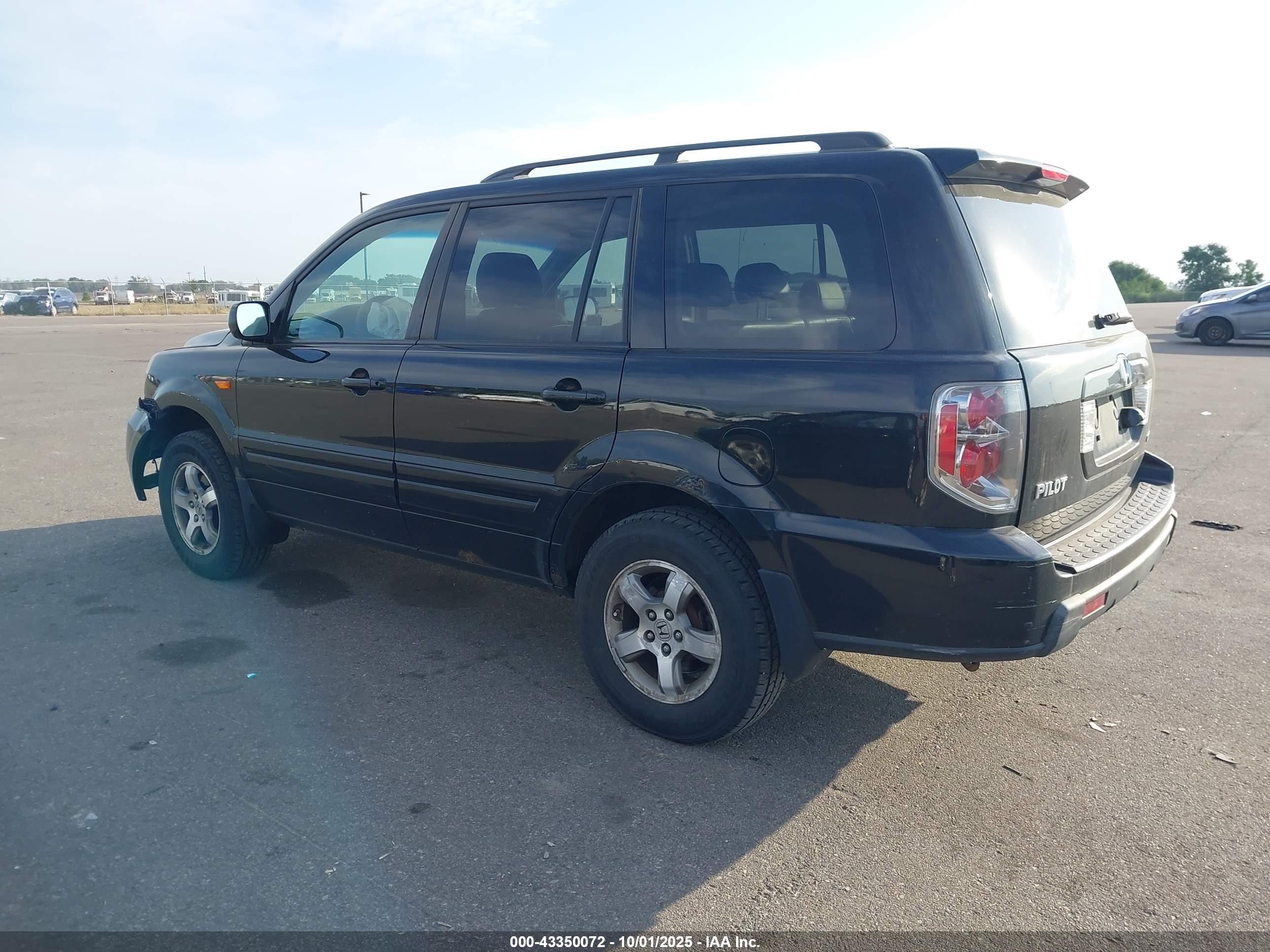 HONDA PILOT image 3
