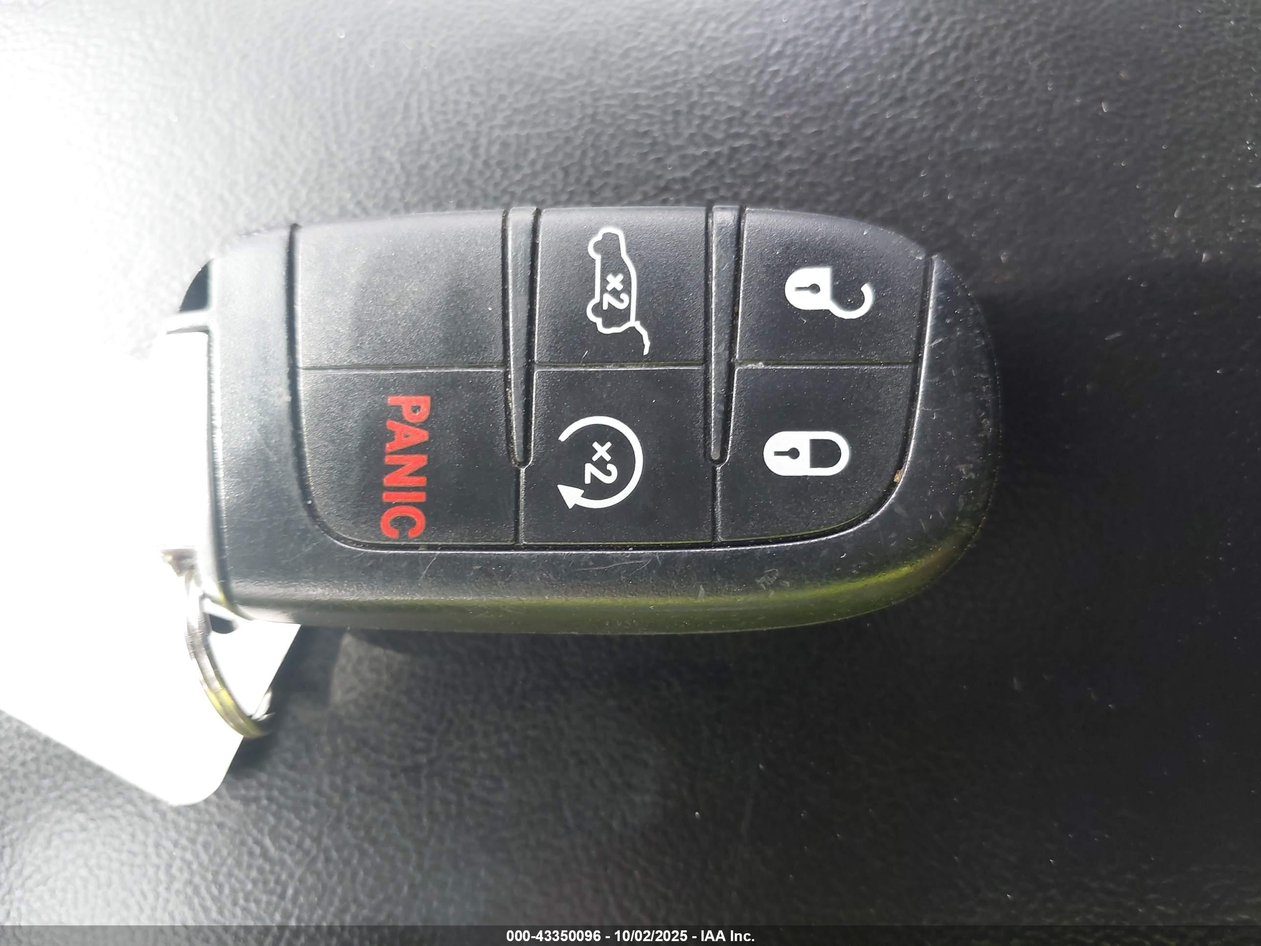 JEEP GRAND image 11