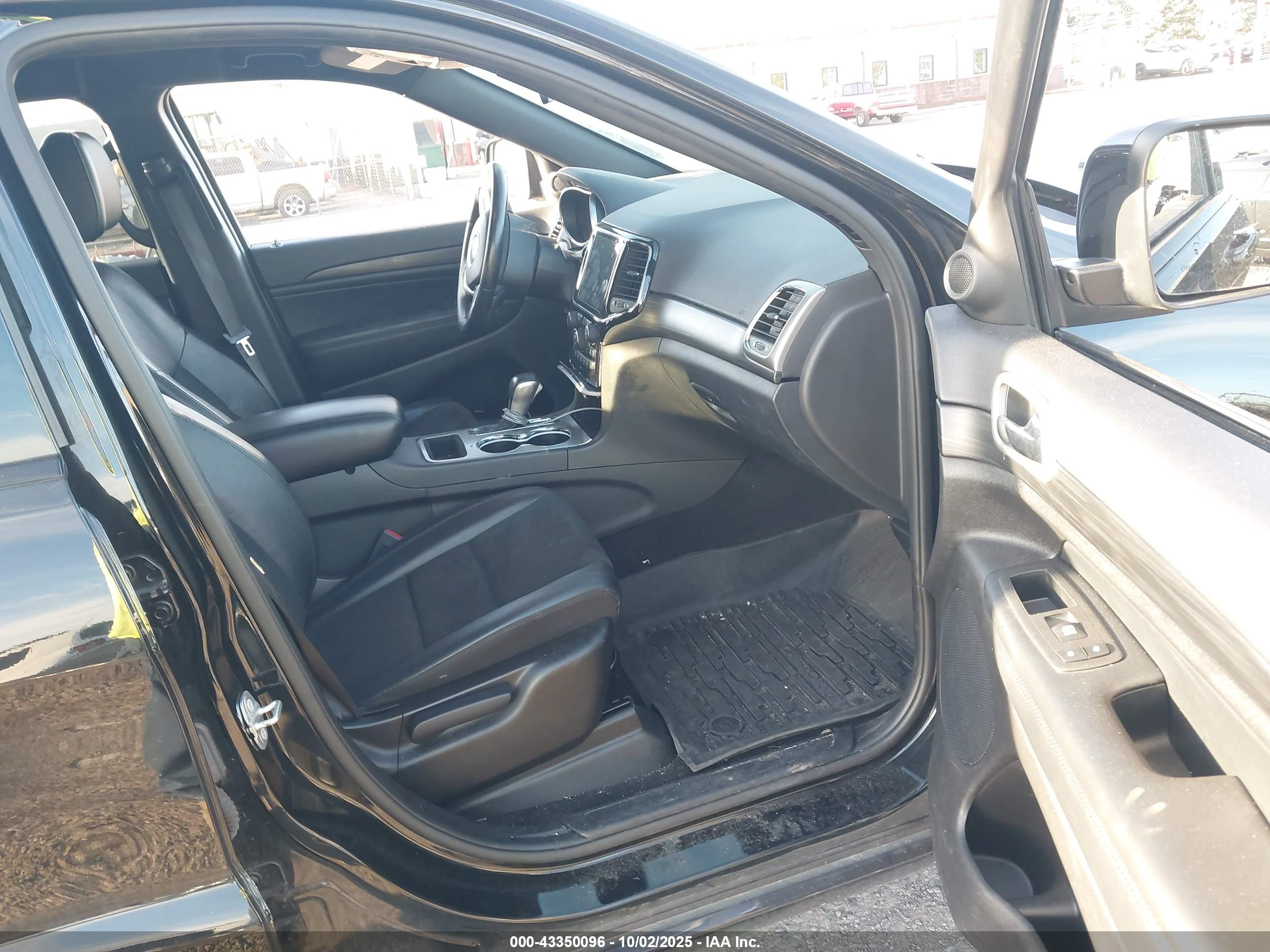 JEEP GRAND image 5
