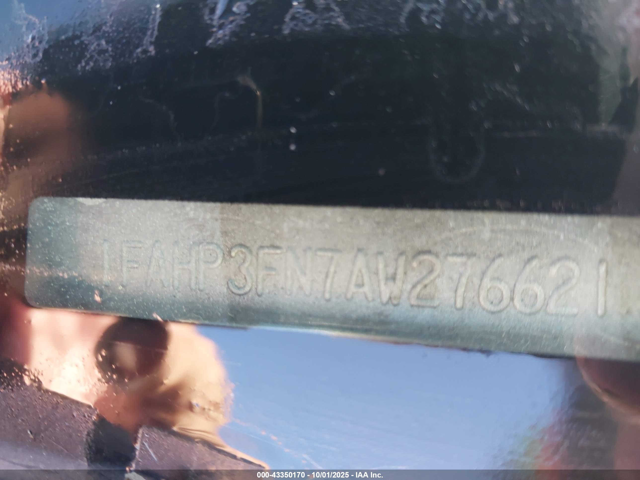 FORD FOCUS image 9