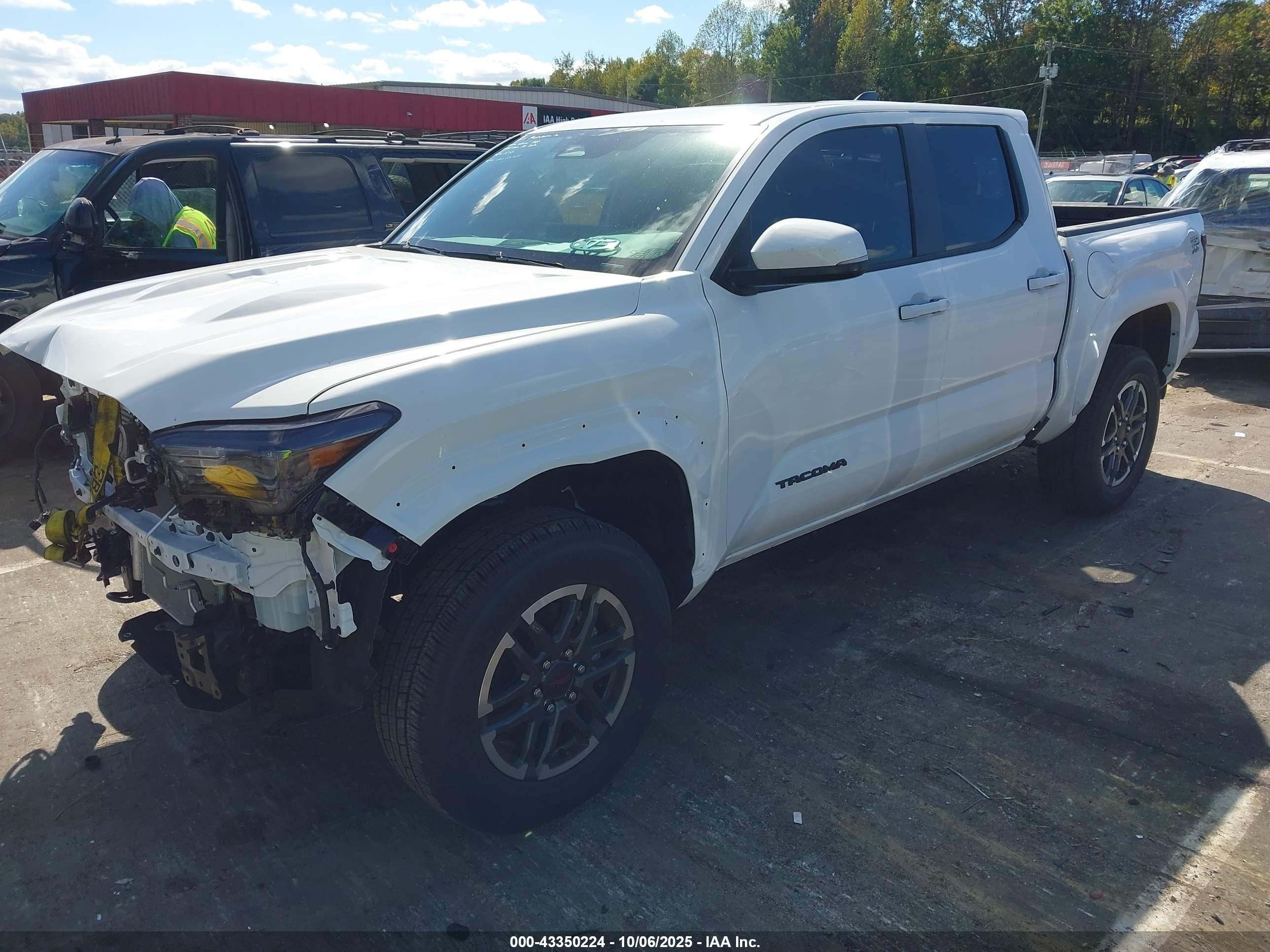 TOYOTA TACOMA image 2