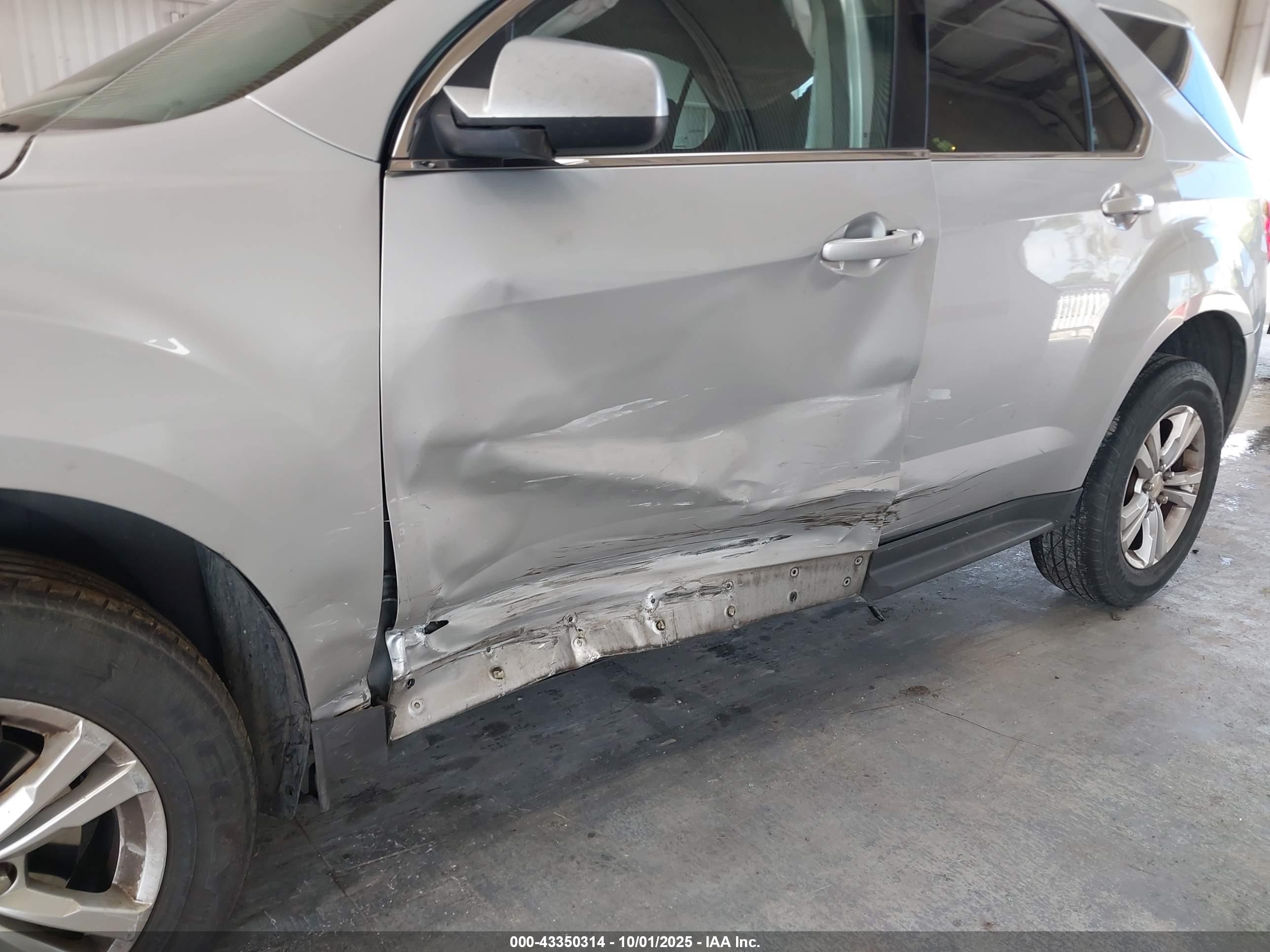 CHEVROLET EQUINOX image 6
