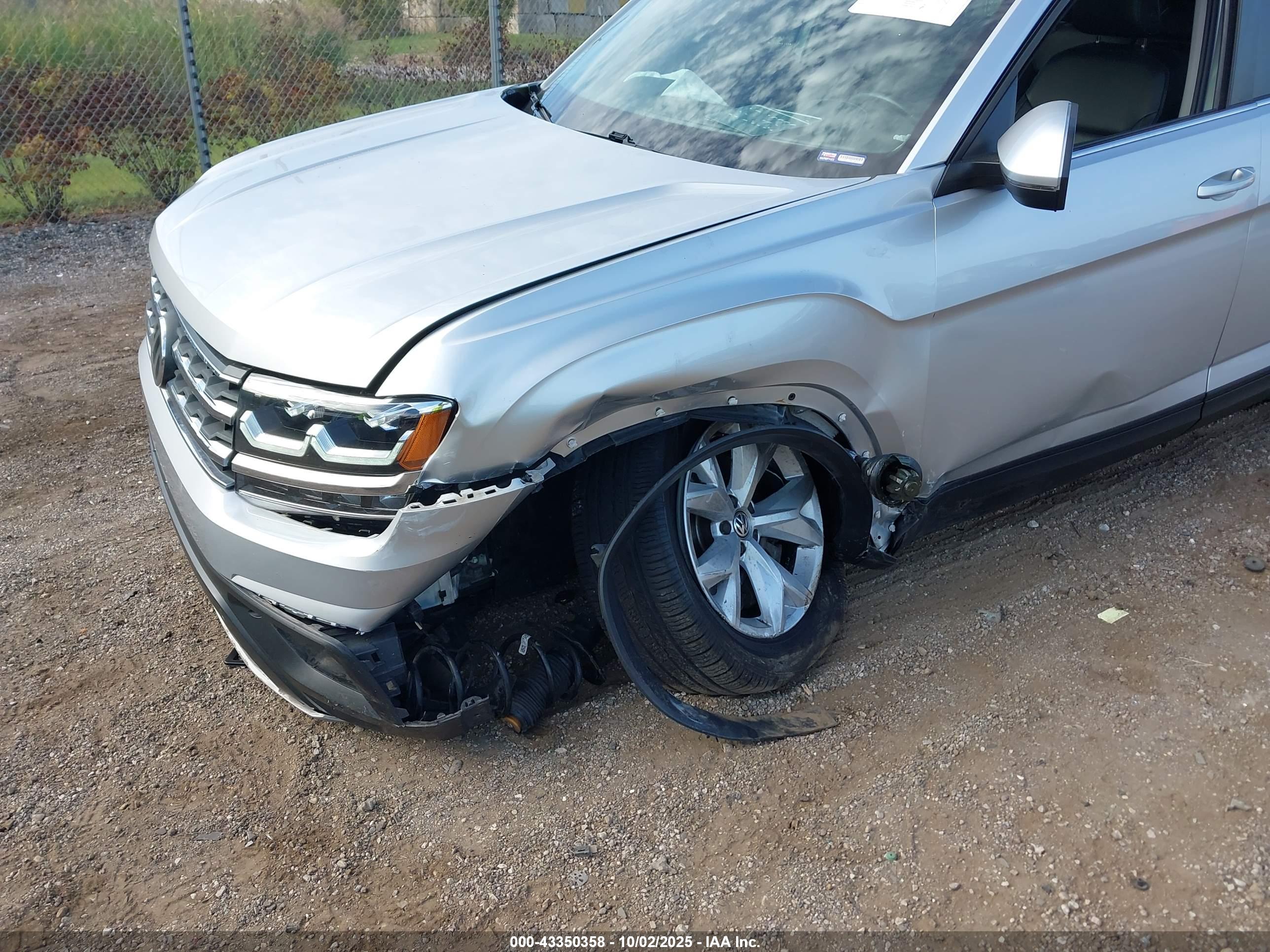 VOLKSWAGEN ATLAS image 6