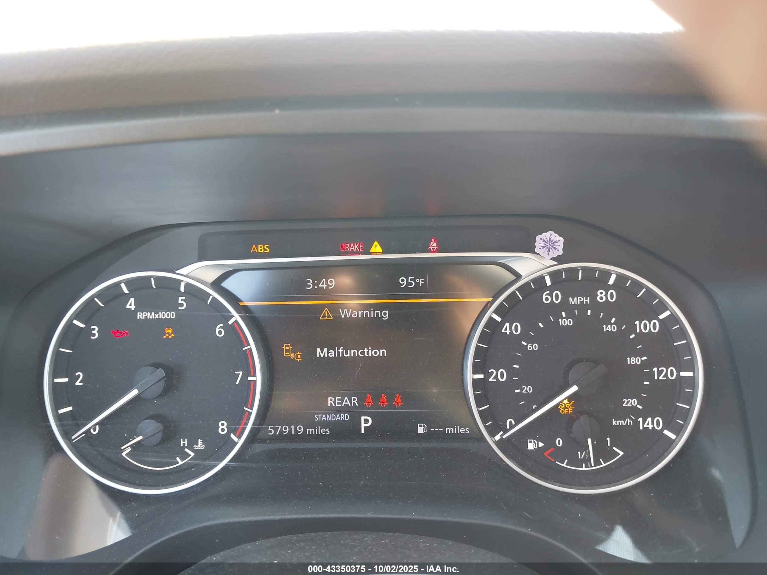 NISSAN ROGUE image 7