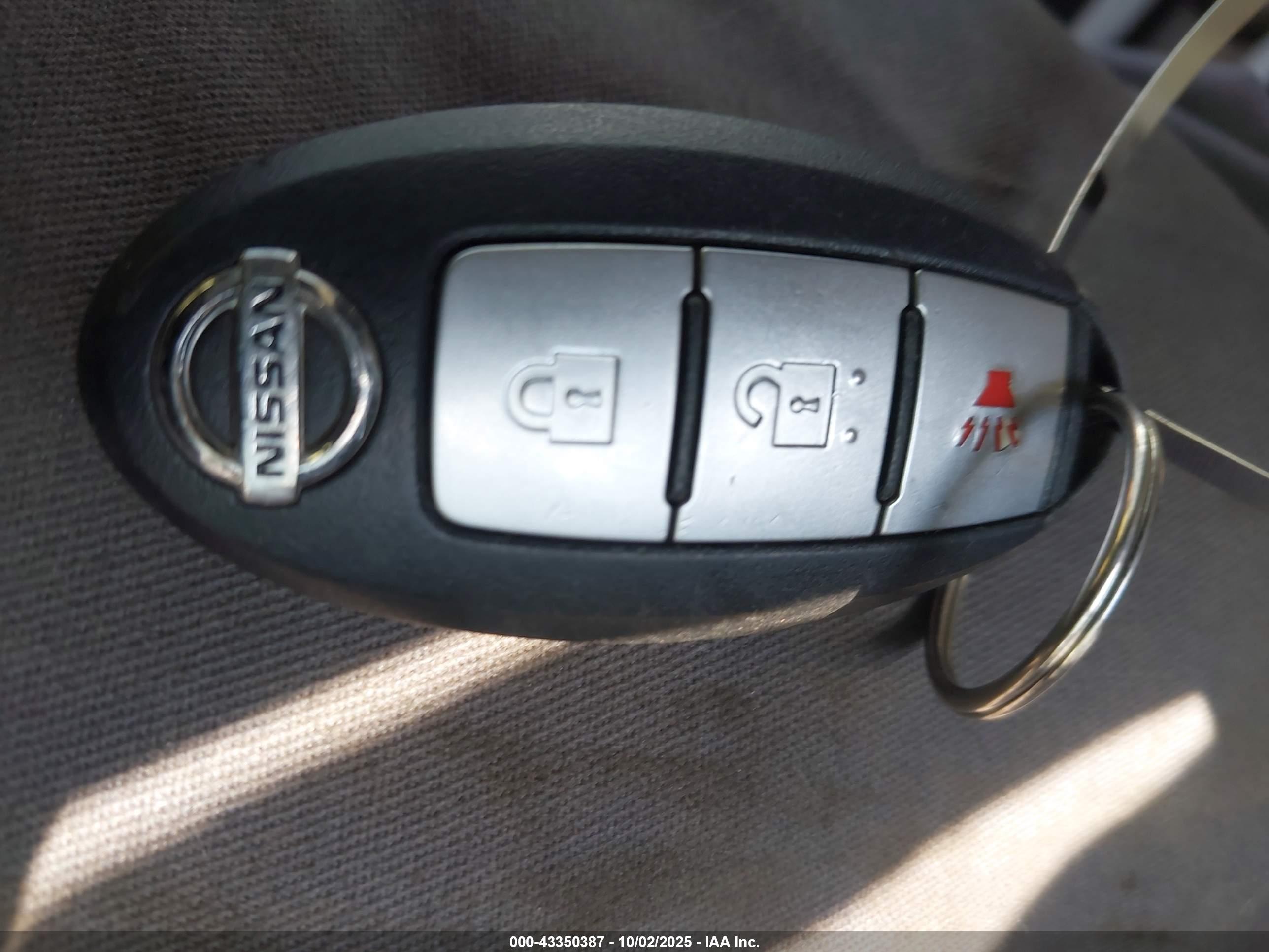 NISSAN MURANO image 11