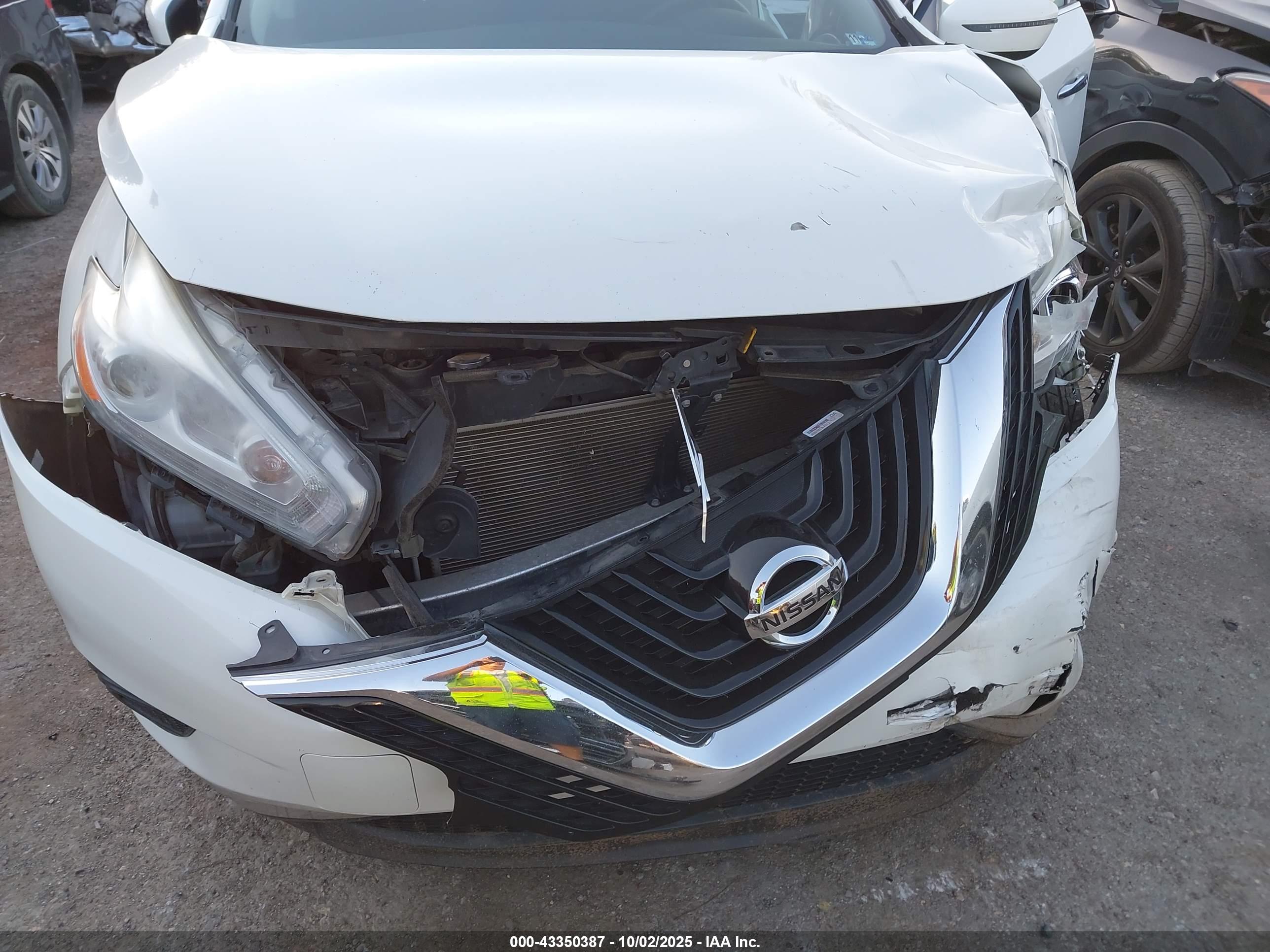 NISSAN MURANO image 6