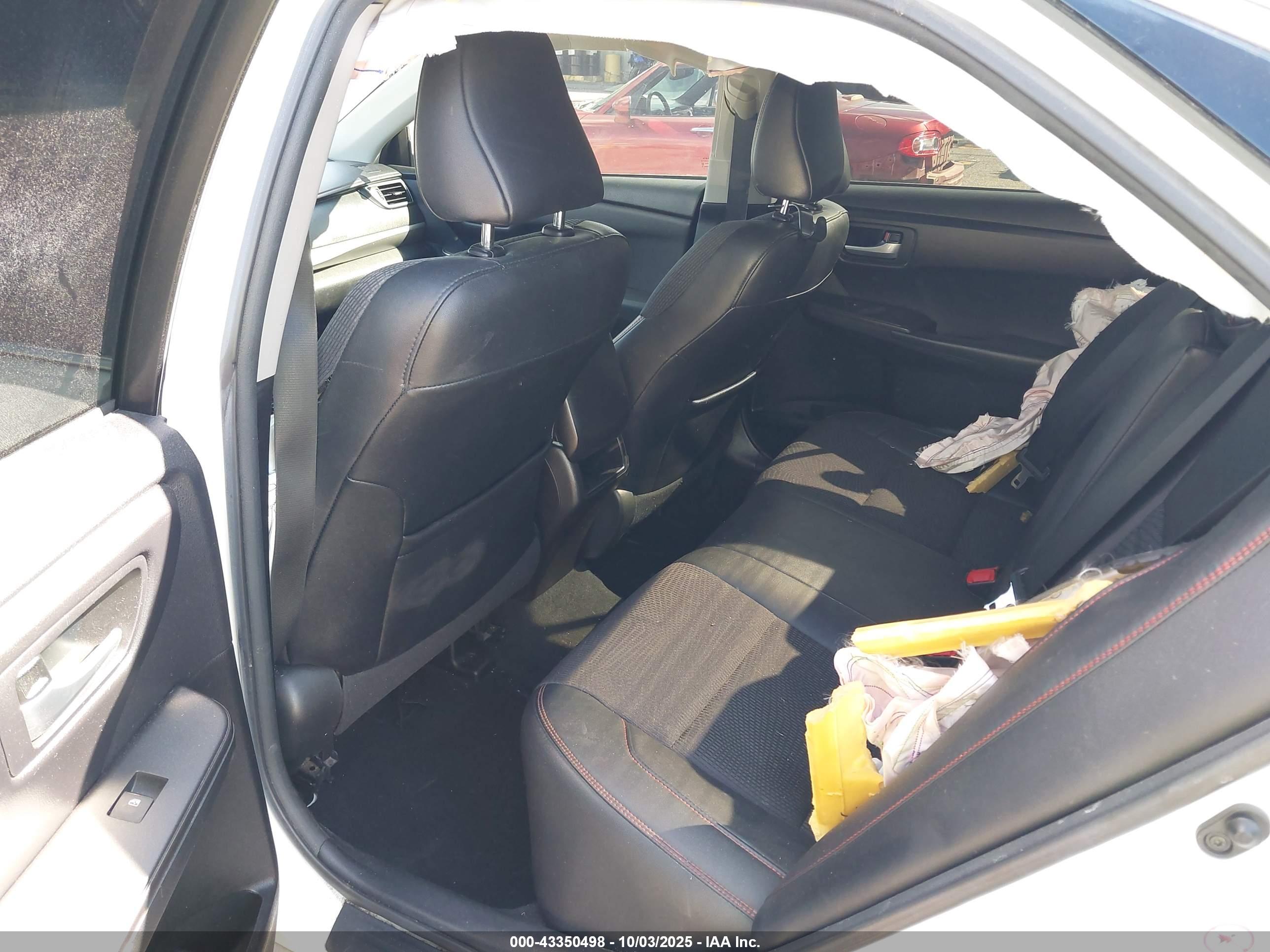 TOYOTA CAMRY image 8