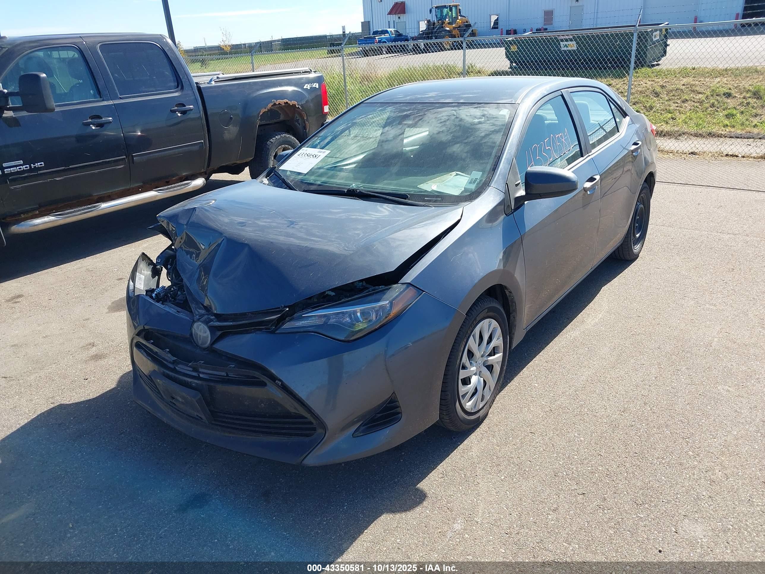 TOYOTA COROLLA image 2