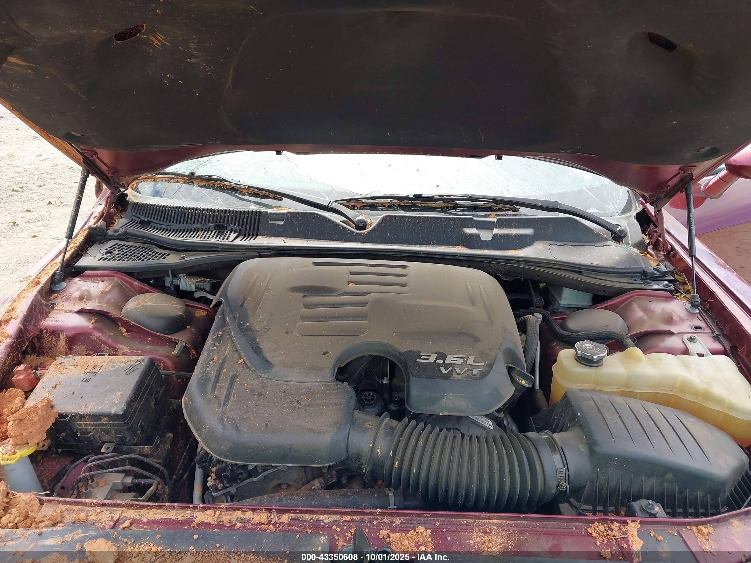 DODGE CHALLENGER image 10