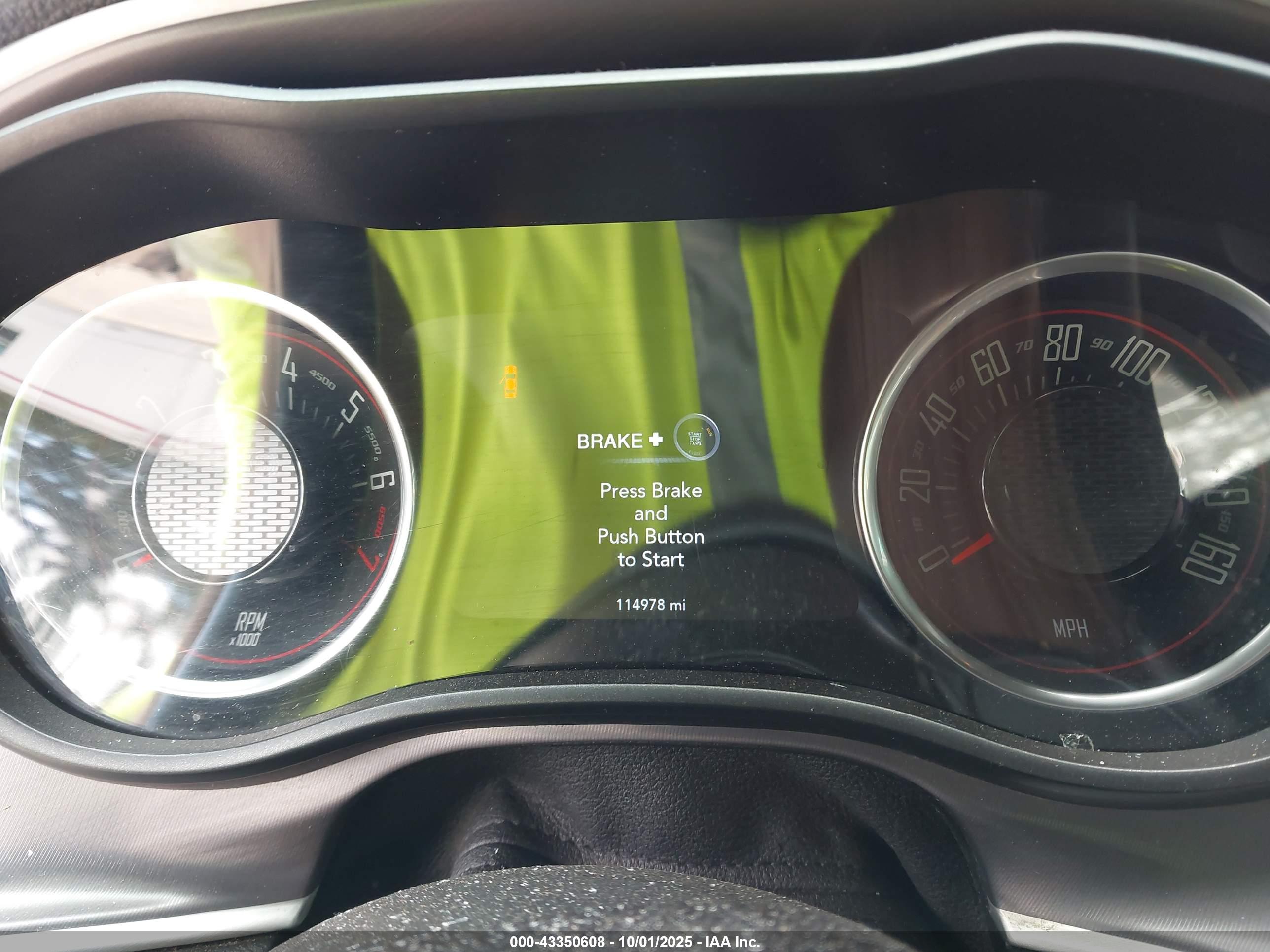 DODGE CHALLENGER image 7