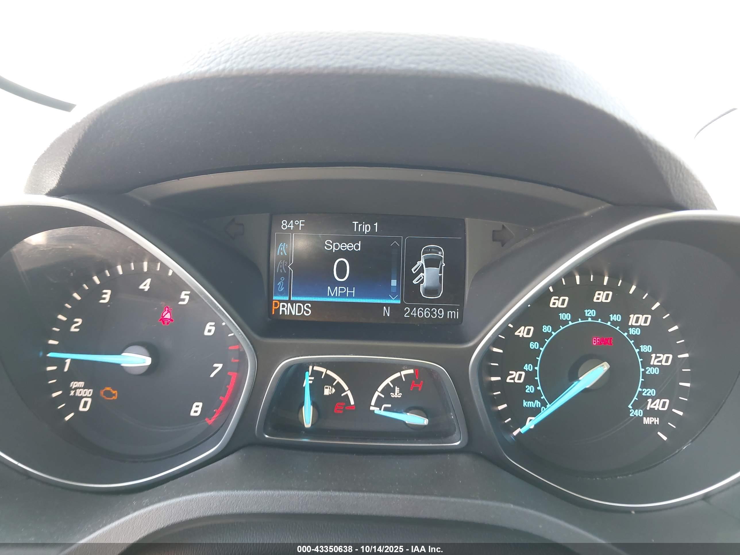 FORD ESCAPE image 7